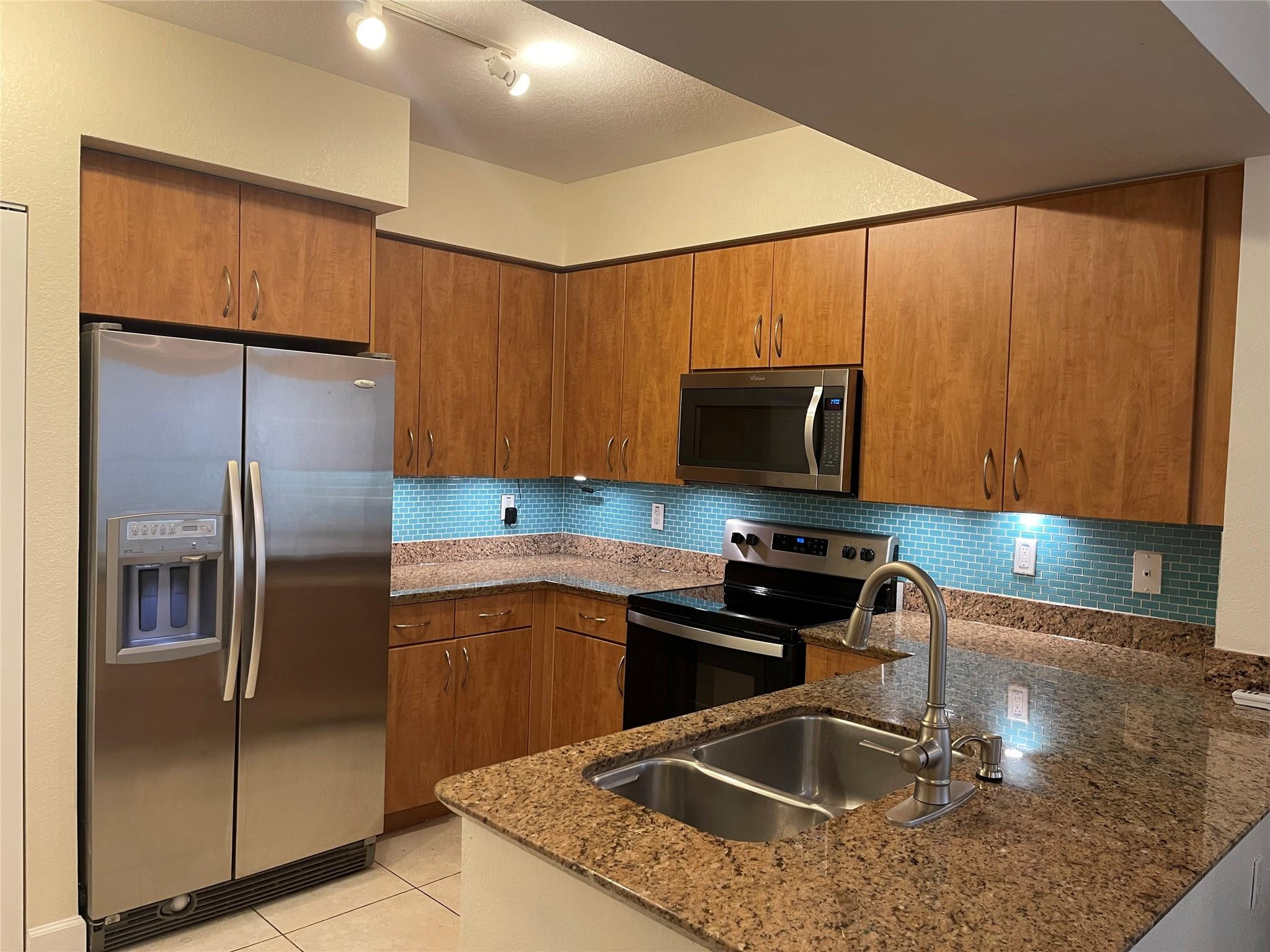 1830 Radius Drive Property Photo 4