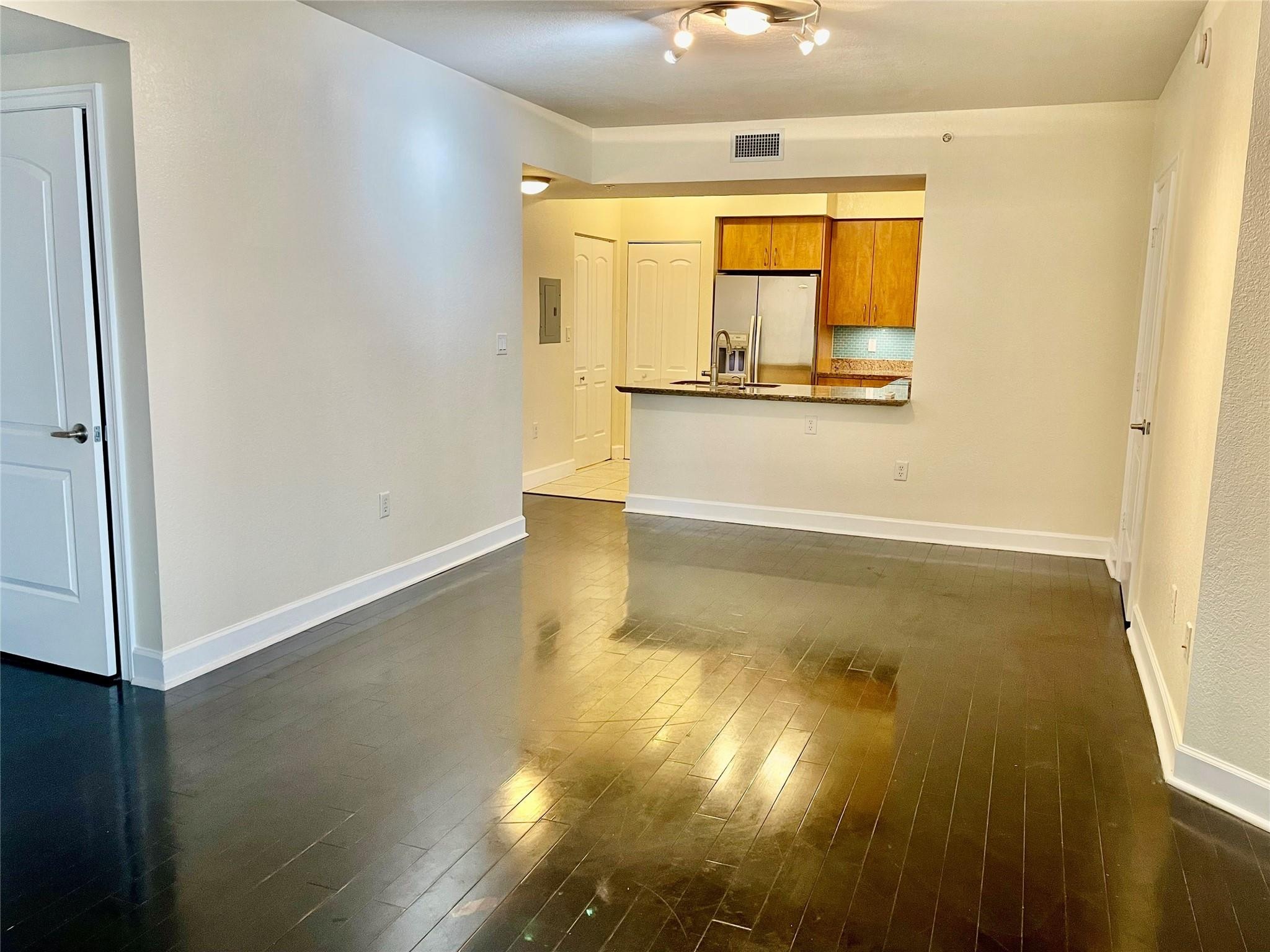 1830 Radius Drive Property Photo 5