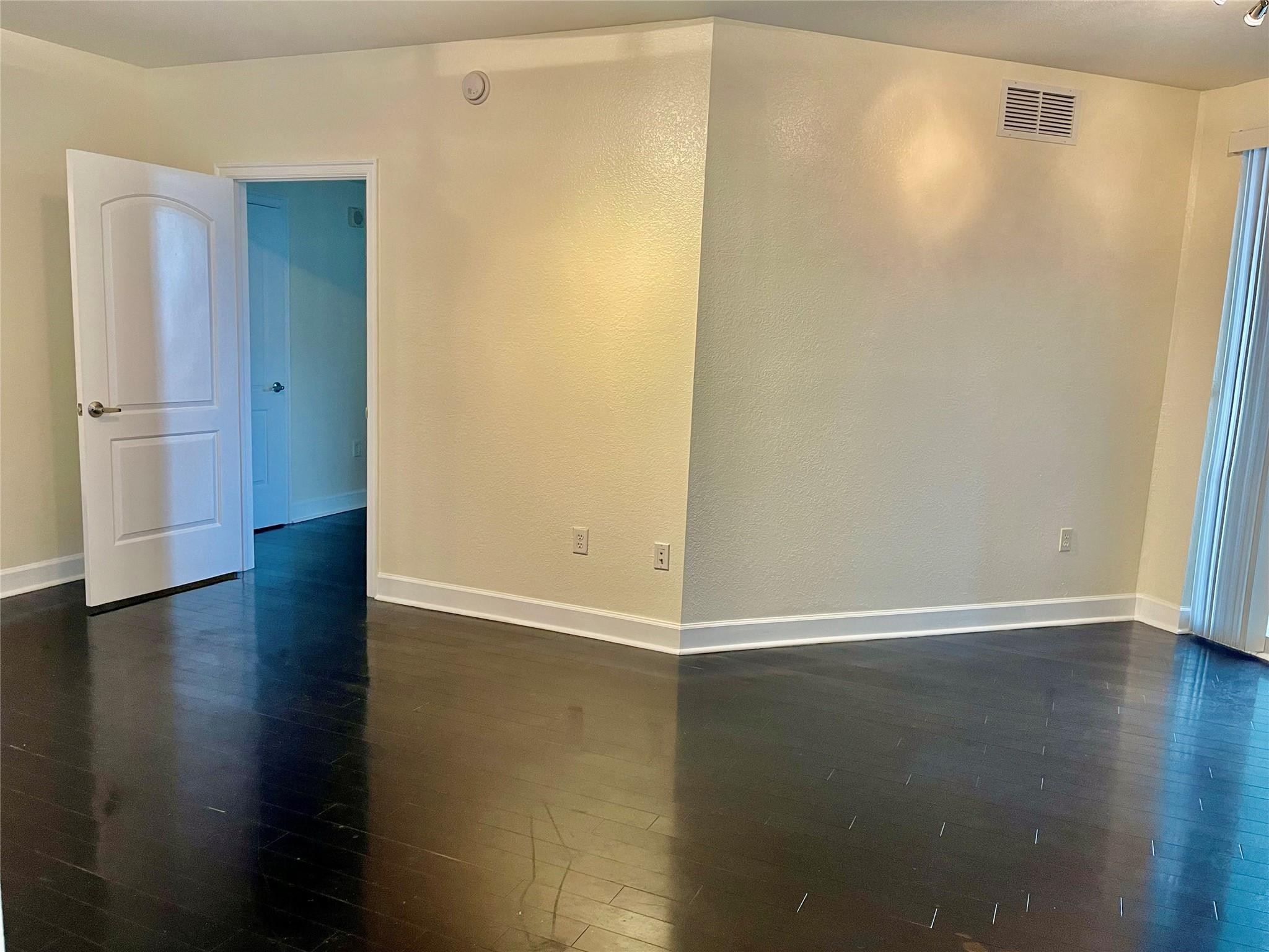 1830 Radius Drive Property Photo 12