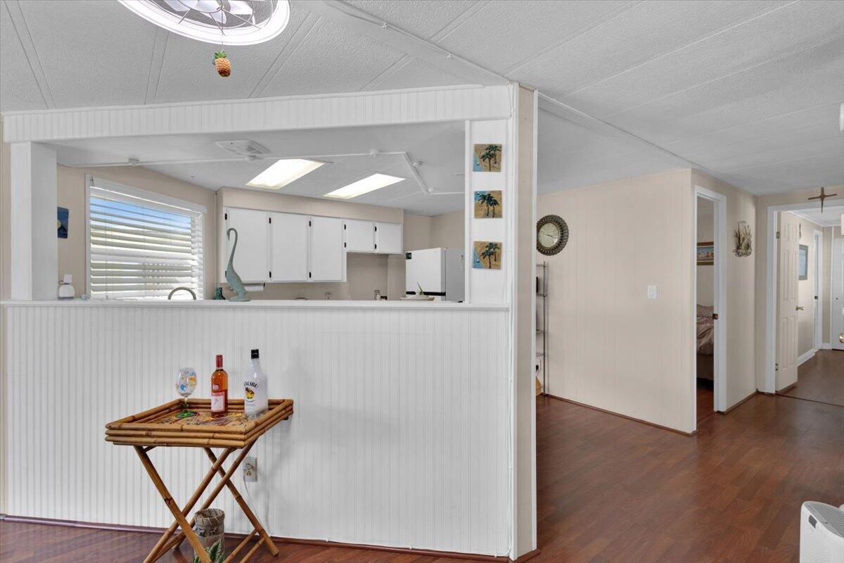 360 Ne Jade Circle Property Photo 25
