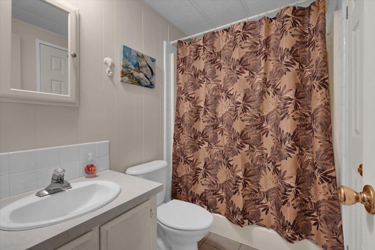 360 Ne Jade Circle Property Photo 35