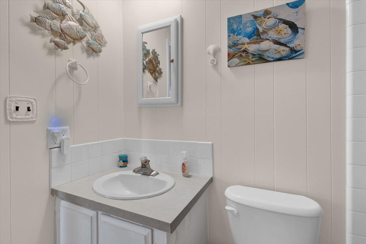 360 Ne Jade Circle Property Photo 36