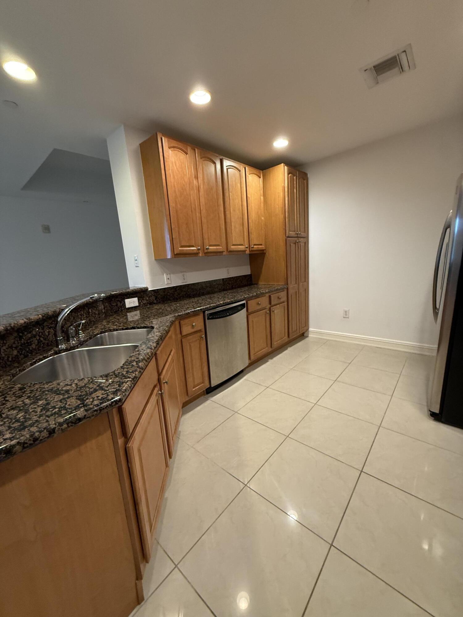 16101 EMERALD ESTATES Drive 153 Property Photo 1