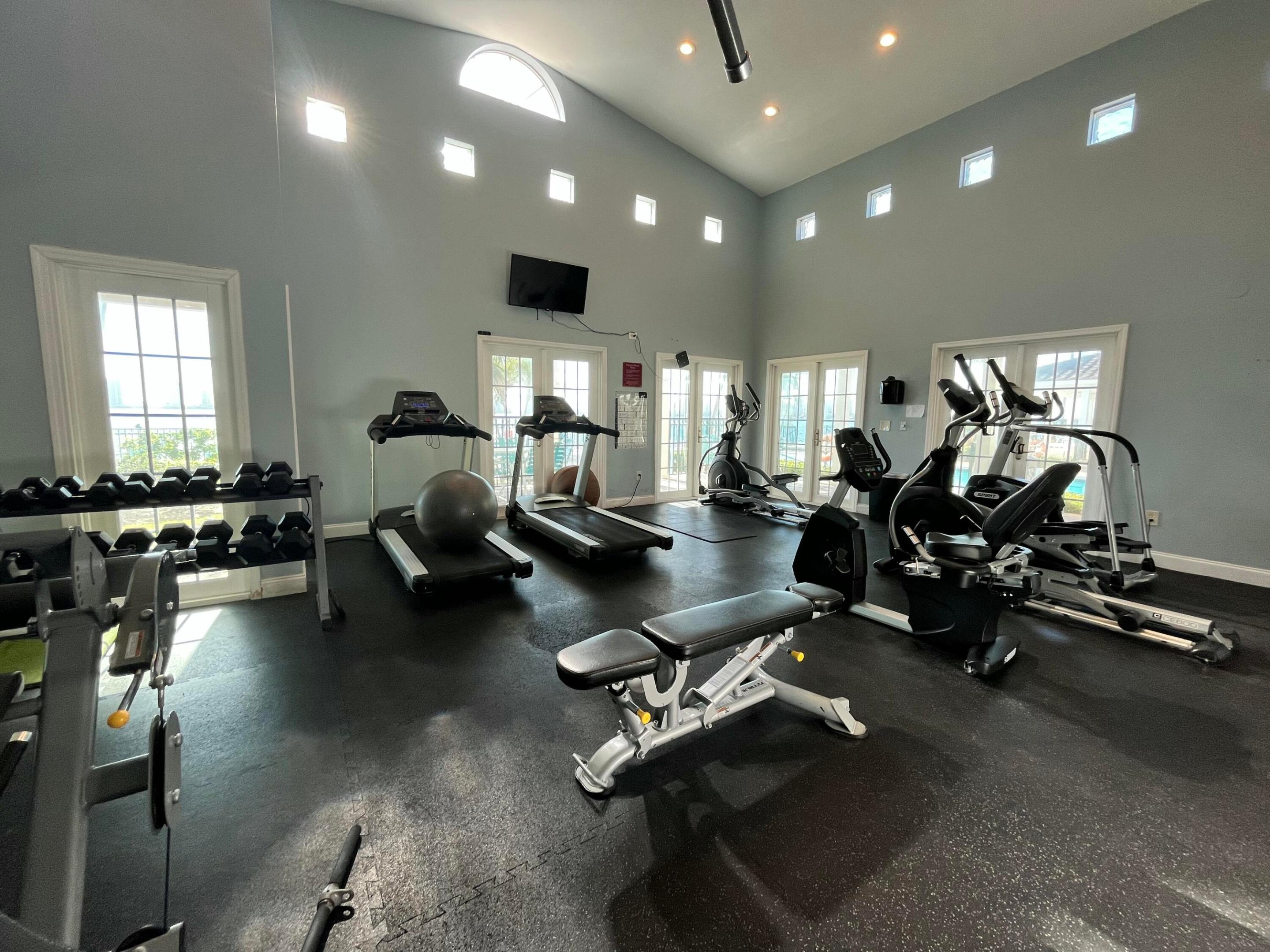 1105 Lake Shore Drive 104 Property Photo 22