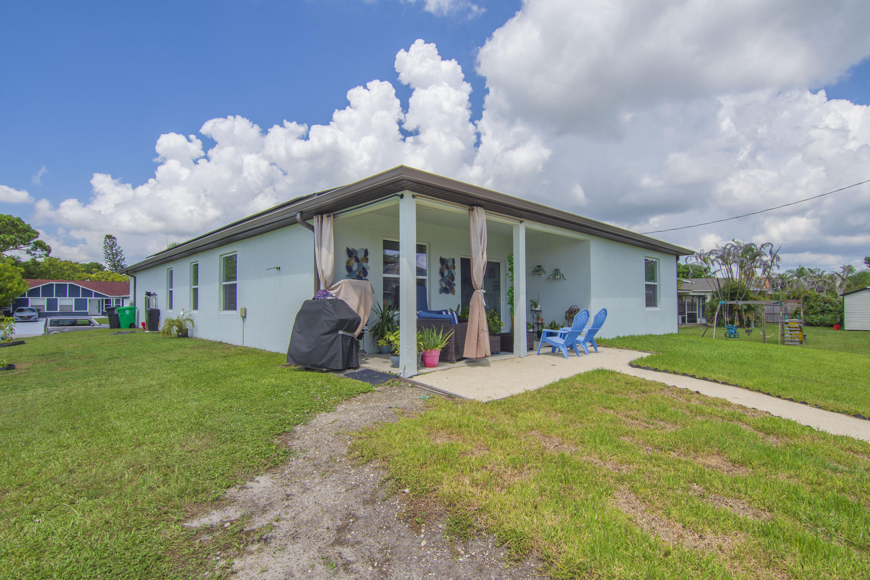 1689 Se Chello Lane Property Photo 40