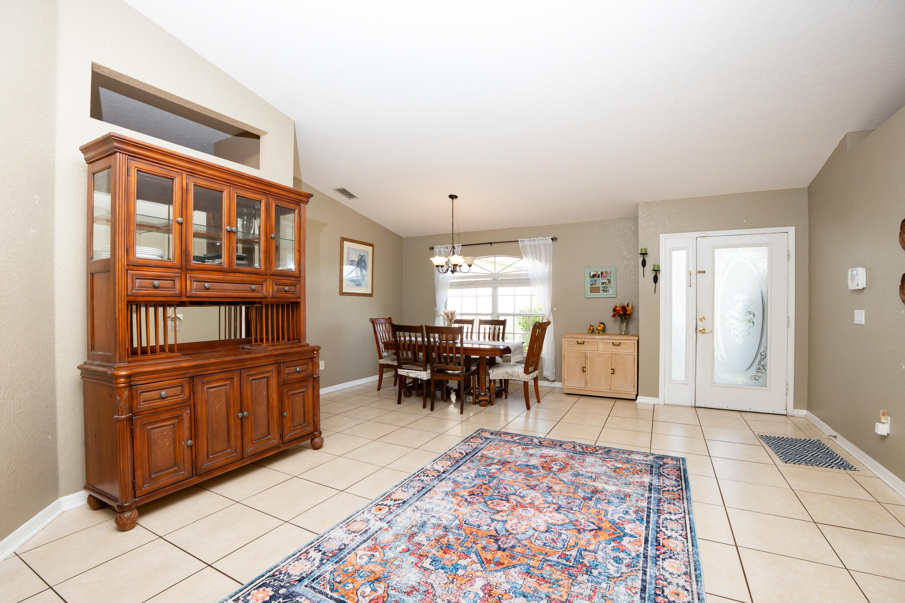 1042 Sw Dartmouth Avenue Property Photo 6