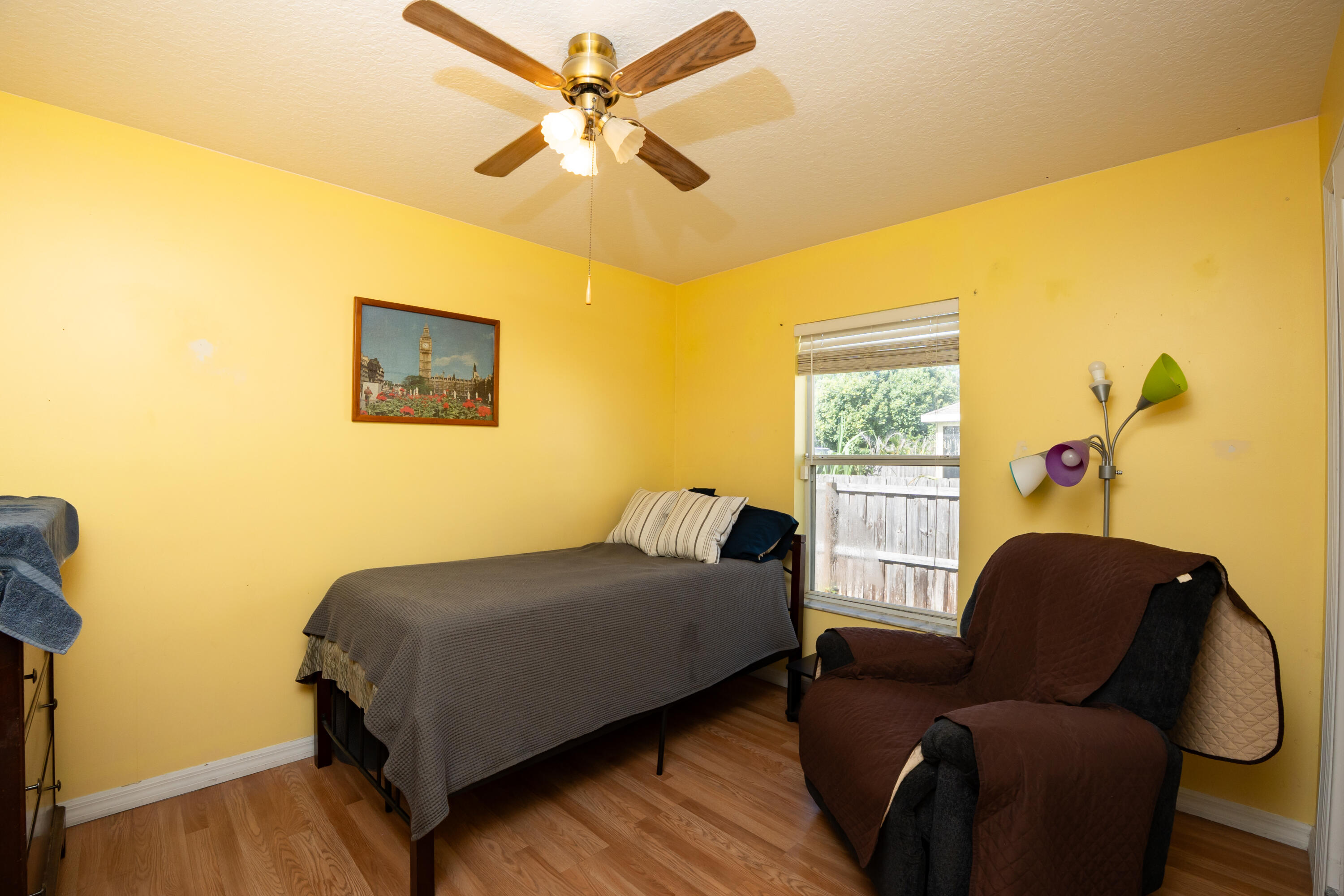 1042 Sw Dartmouth Avenue Property Photo 12