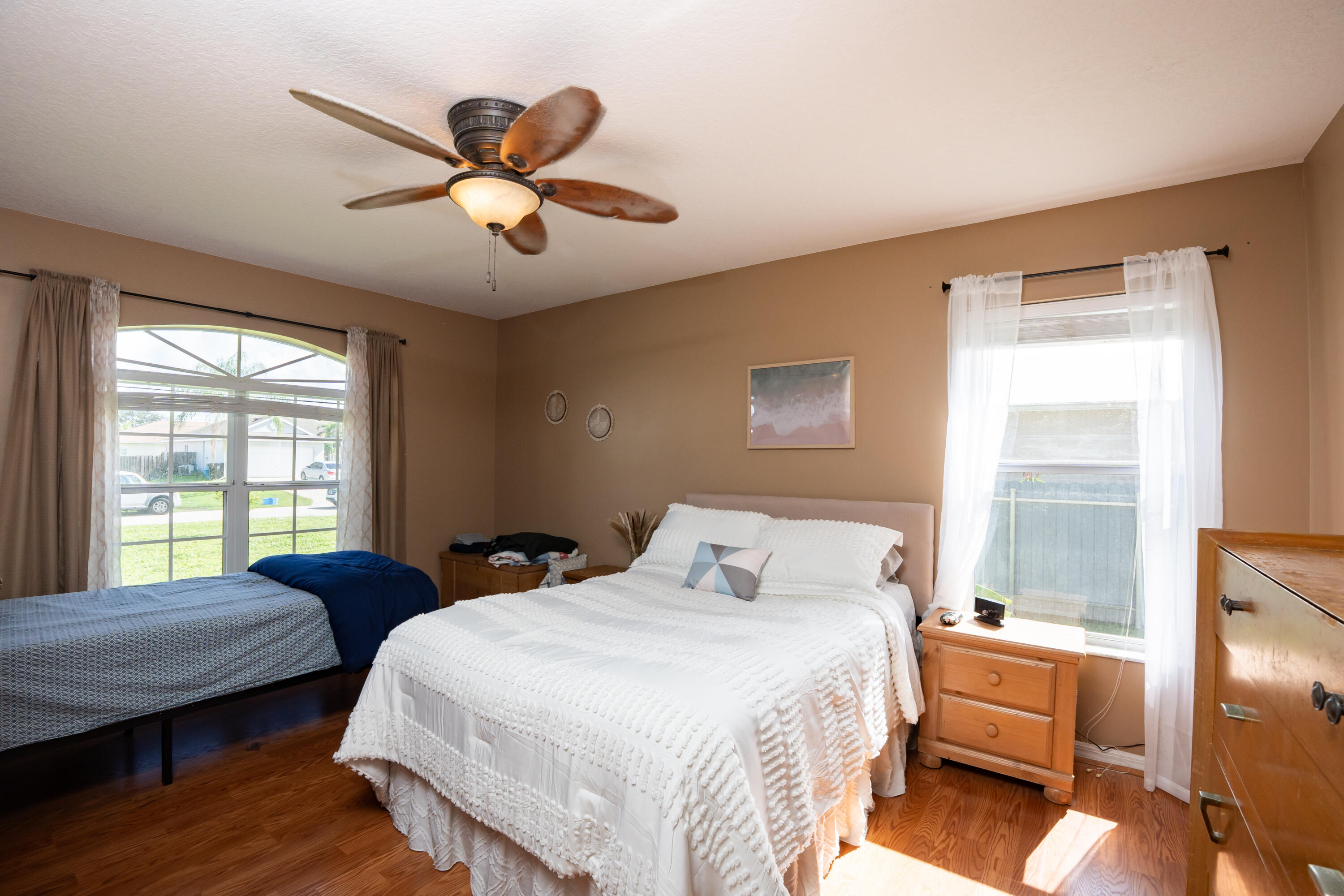 1042 Sw Dartmouth Avenue Property Photo 15
