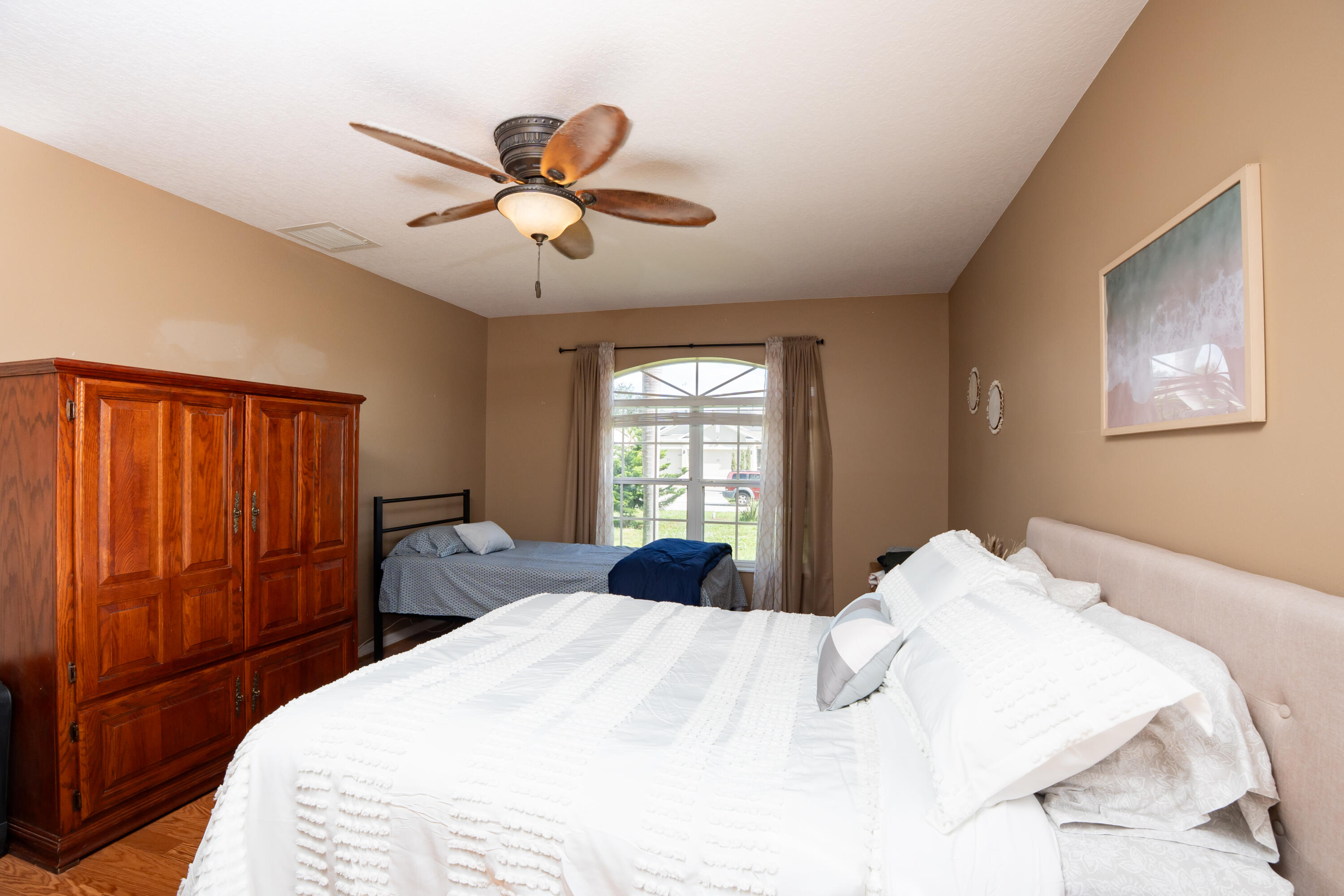 1042 Sw Dartmouth Avenue Property Photo 16