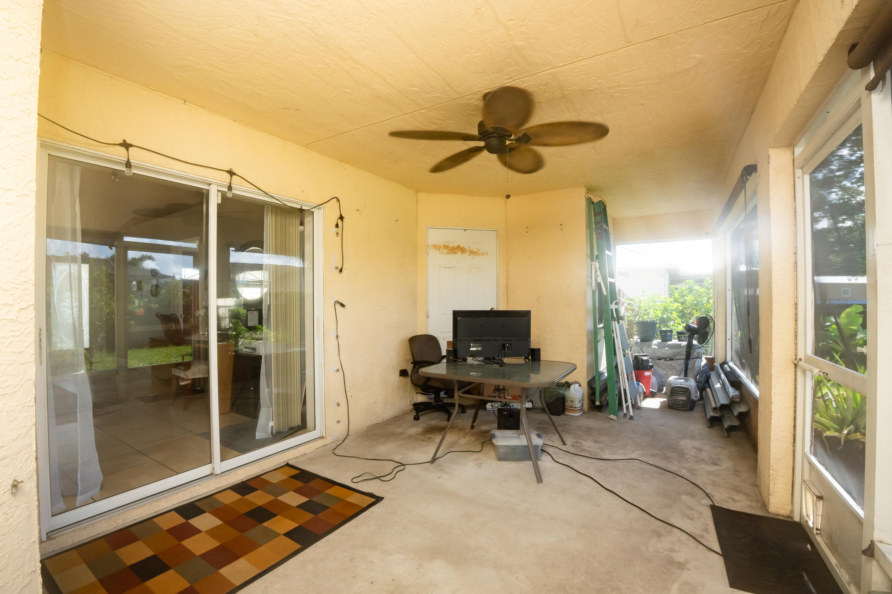 1042 Sw Dartmouth Avenue Property Photo 23