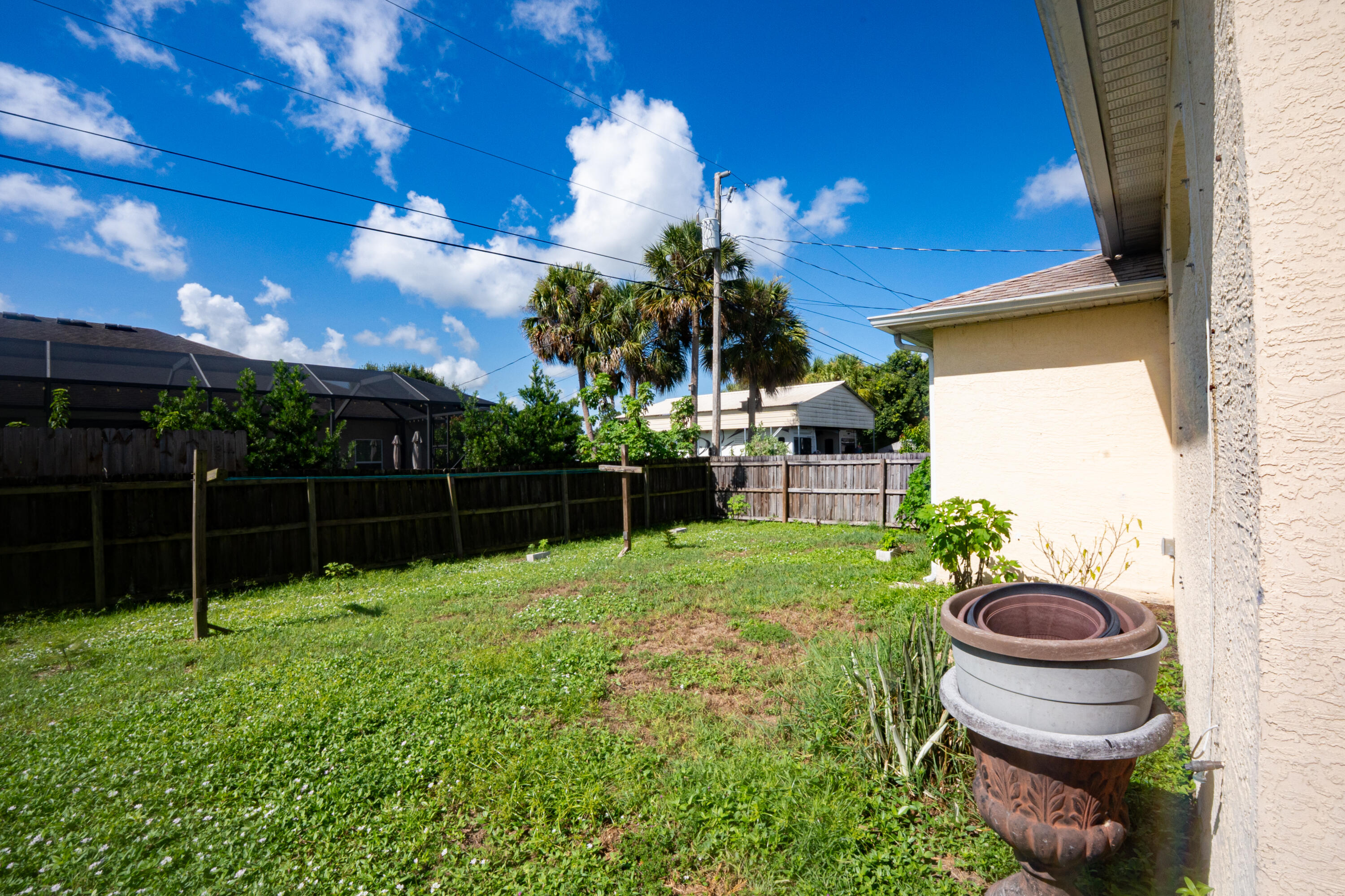 1042 Sw Dartmouth Avenue Property Photo 26
