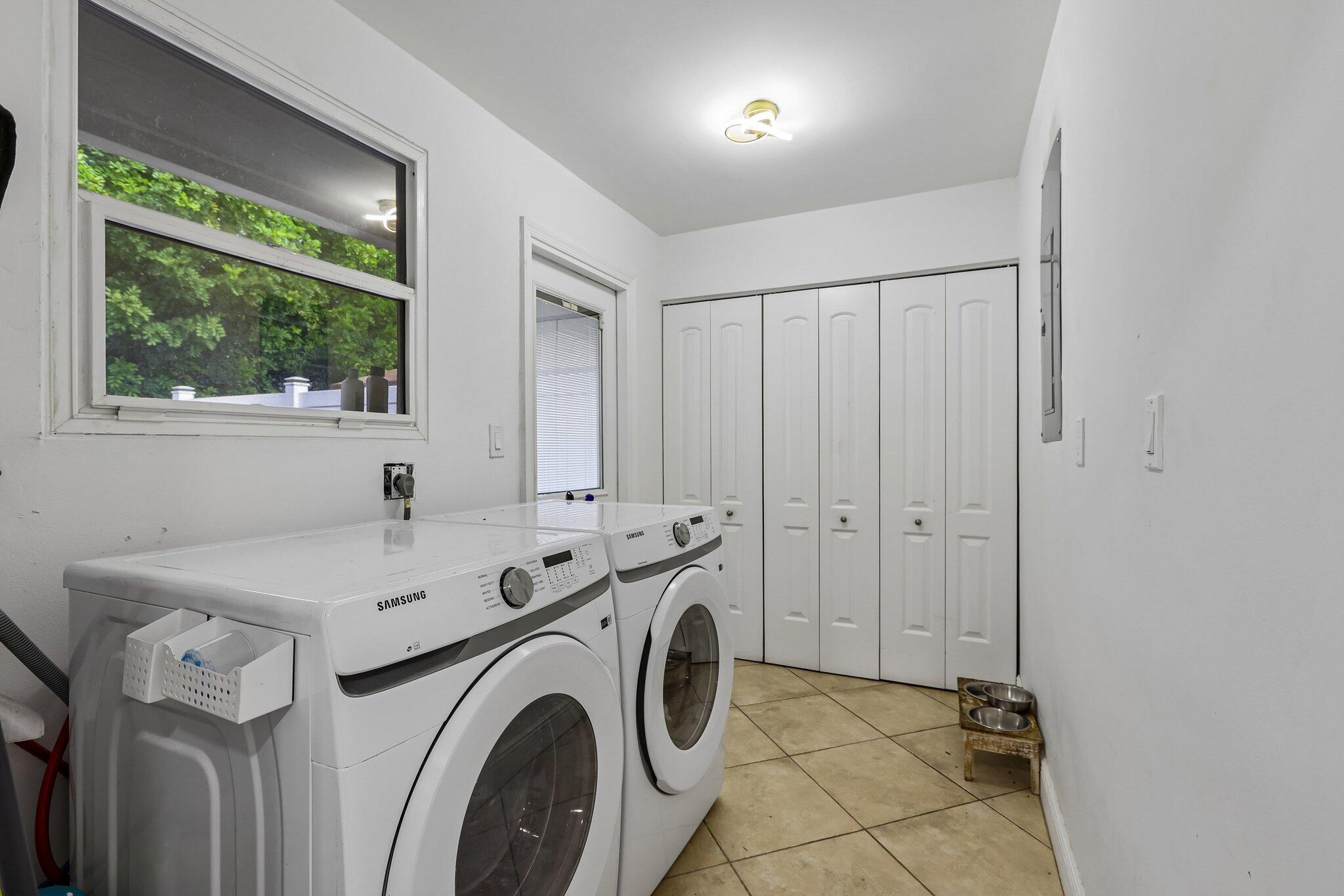 2075 Sw 72nd Avenue Property Photo 37
