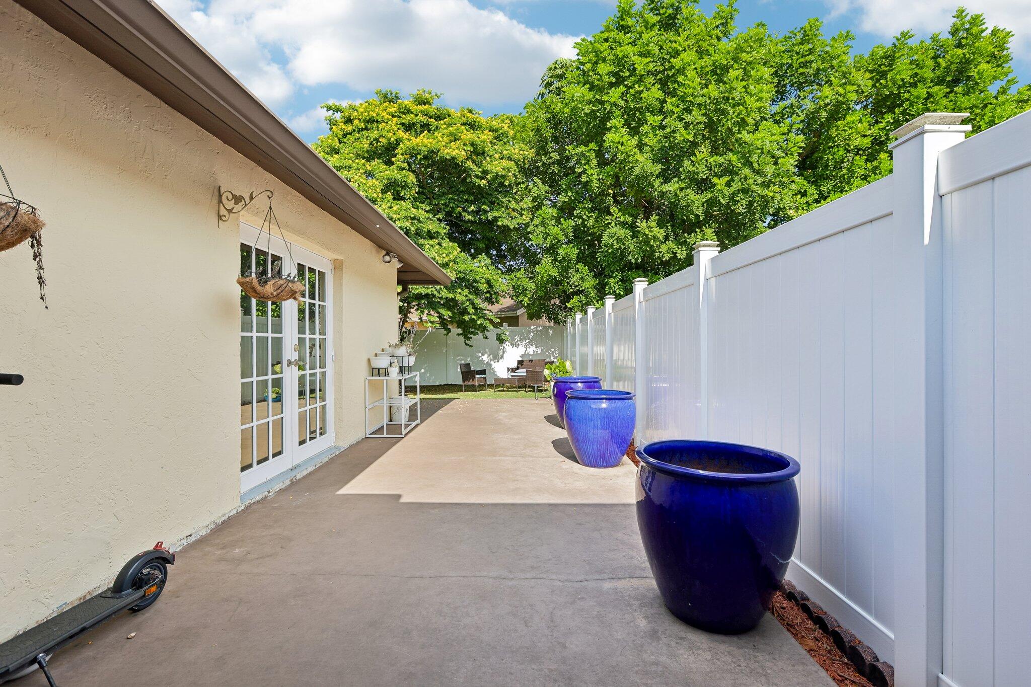2075 Sw 72nd Avenue Property Photo 42