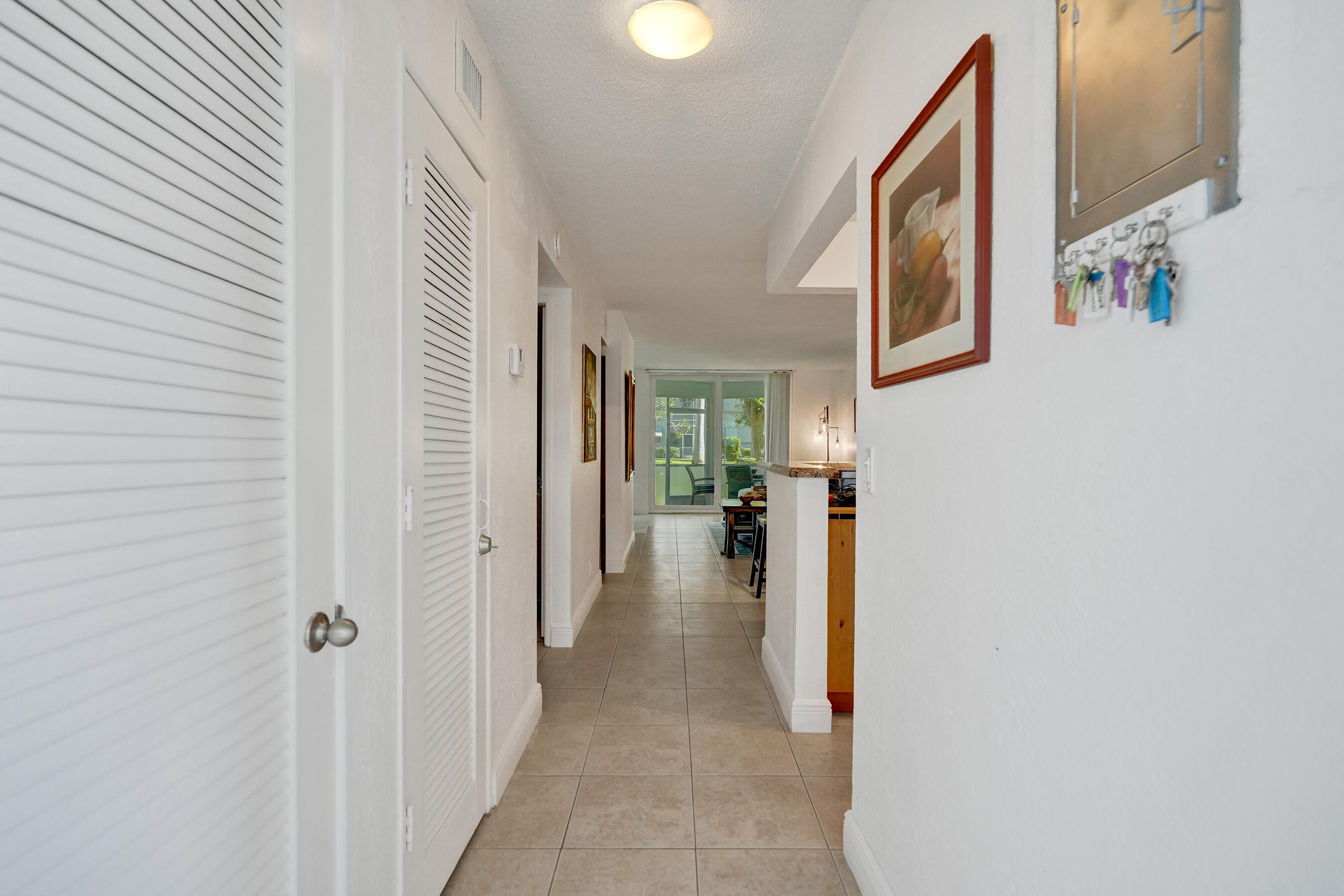 1040 Se 4th Avenue 120 Property Photo 3