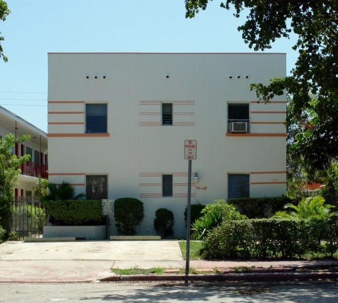 625 MICHIGAN Avenue Property Photo 1