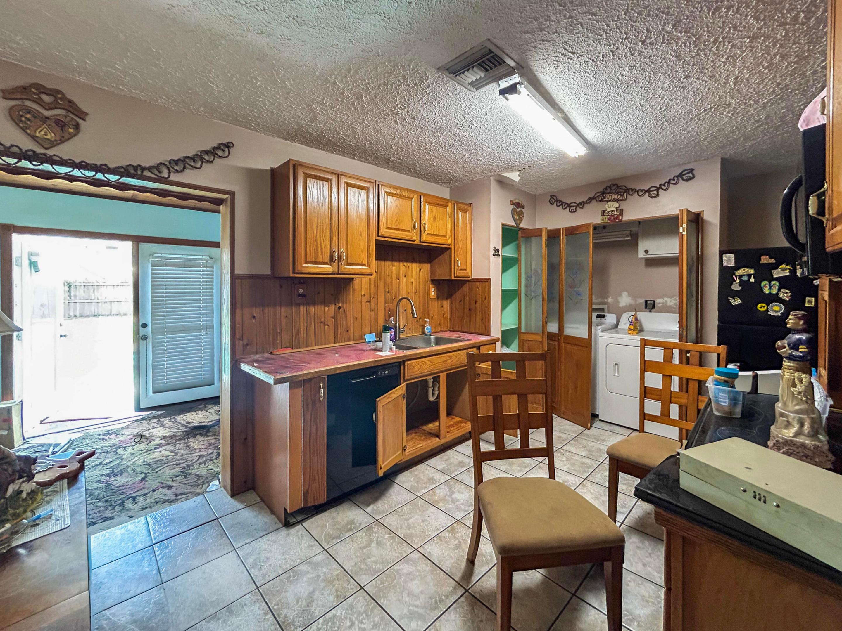 201 Nw Floresta Drive Property Photo 11