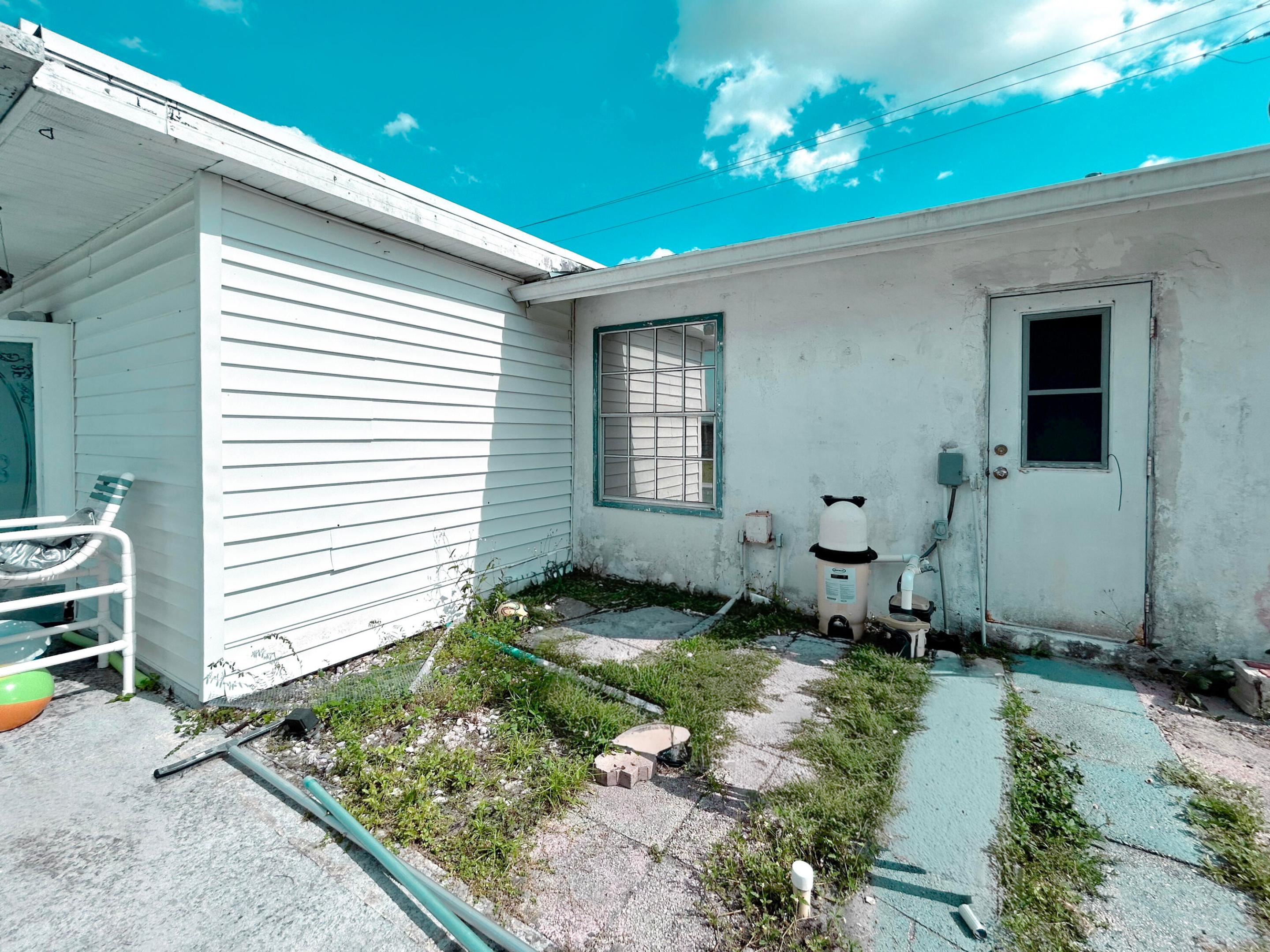 201 Nw Floresta Drive Property Photo 25