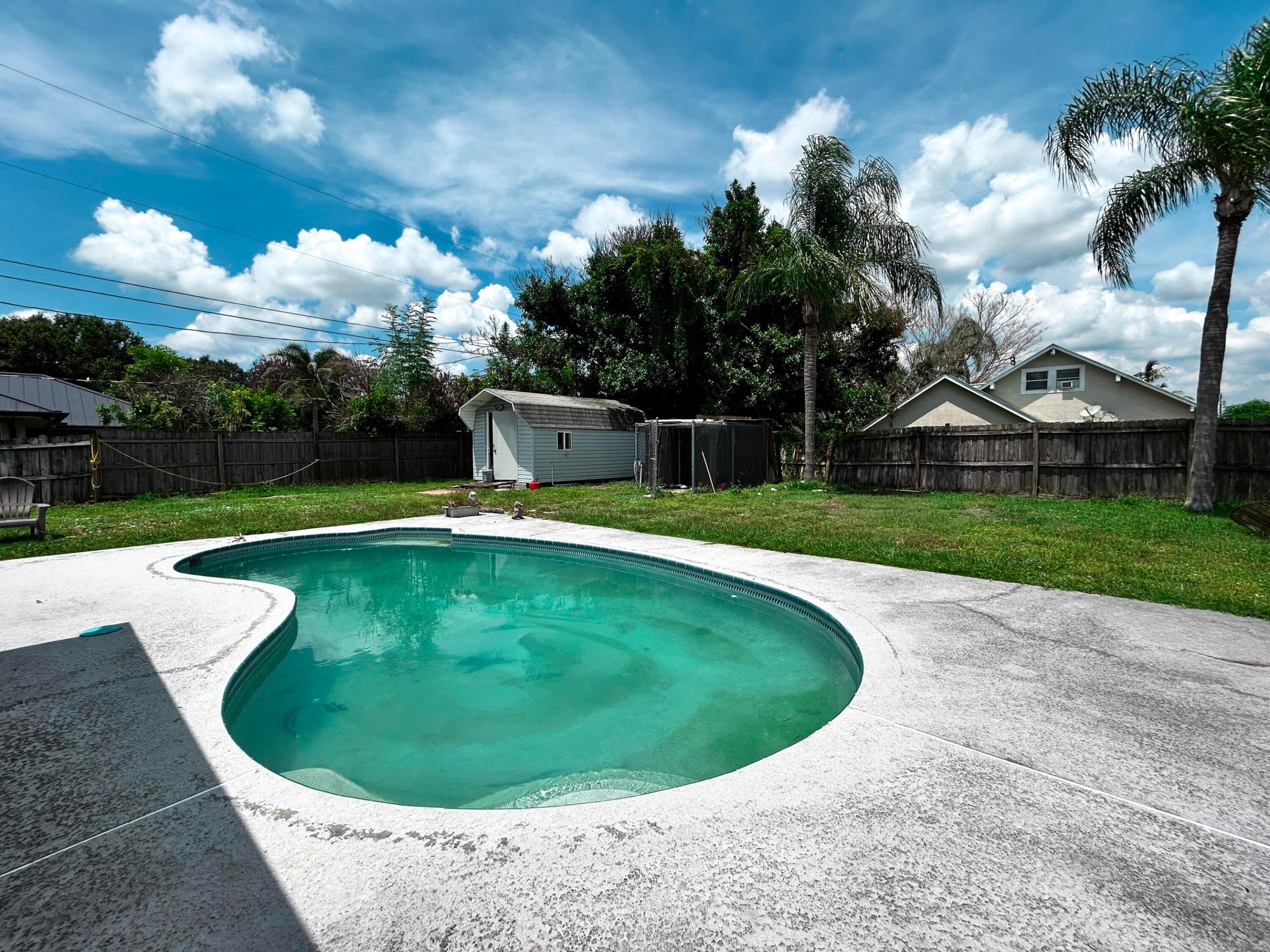 201 Nw Floresta Drive Property Photo 26
