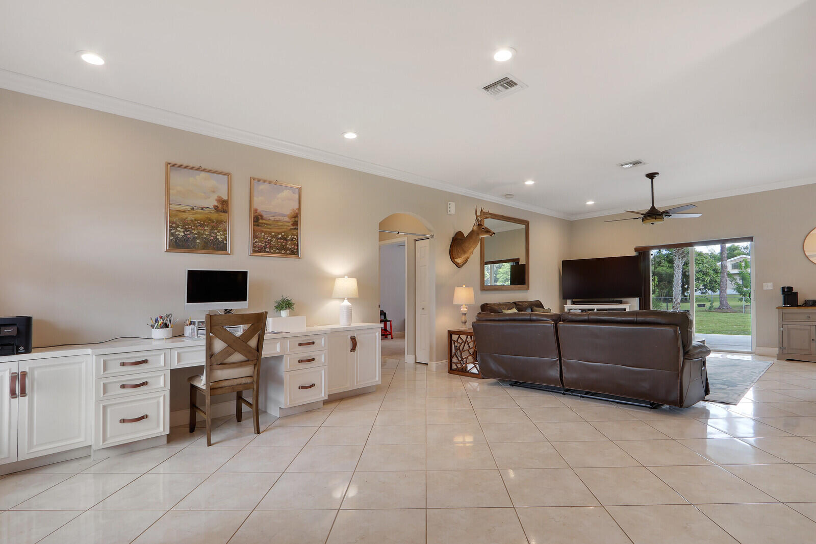 16605 64th Place N Property Photo 2