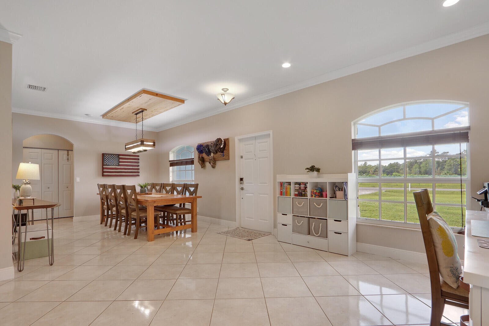 16605 64th Place N Property Photo 4
