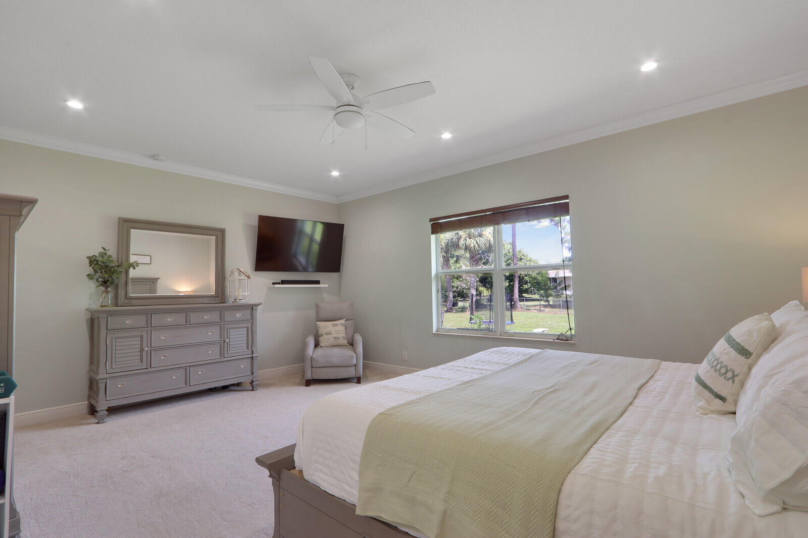 16605 64th Place N Property Photo 13