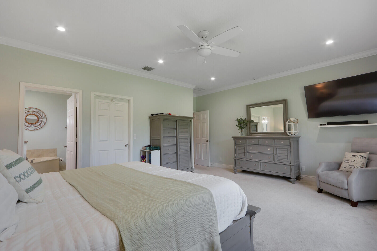 16605 64th Place N Property Photo 14
