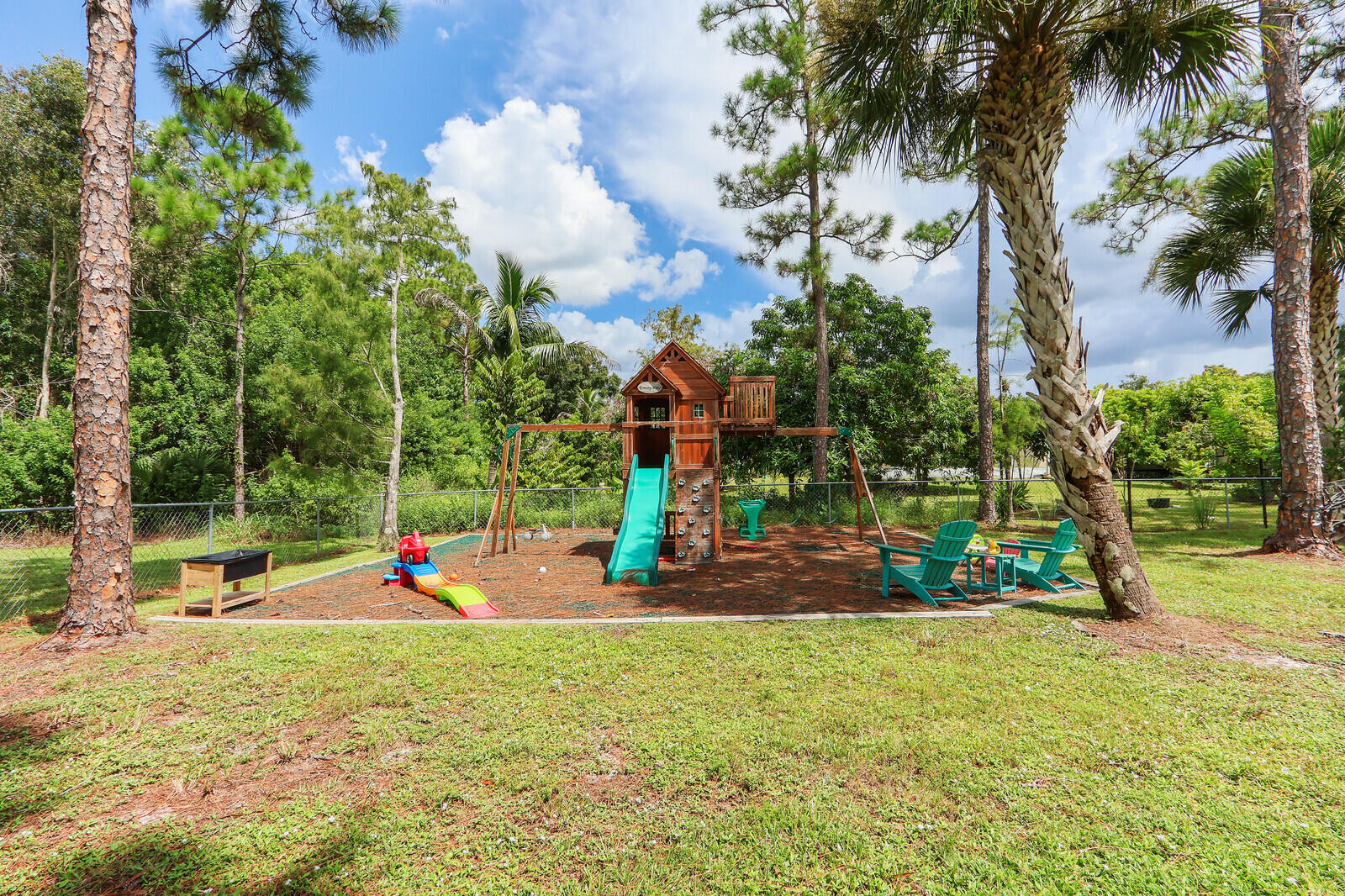 16605 64th Place N Property Photo 25