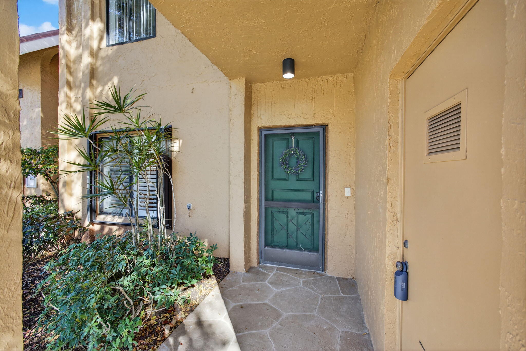 11282 Green Lake Drive 104 Property Photo 2