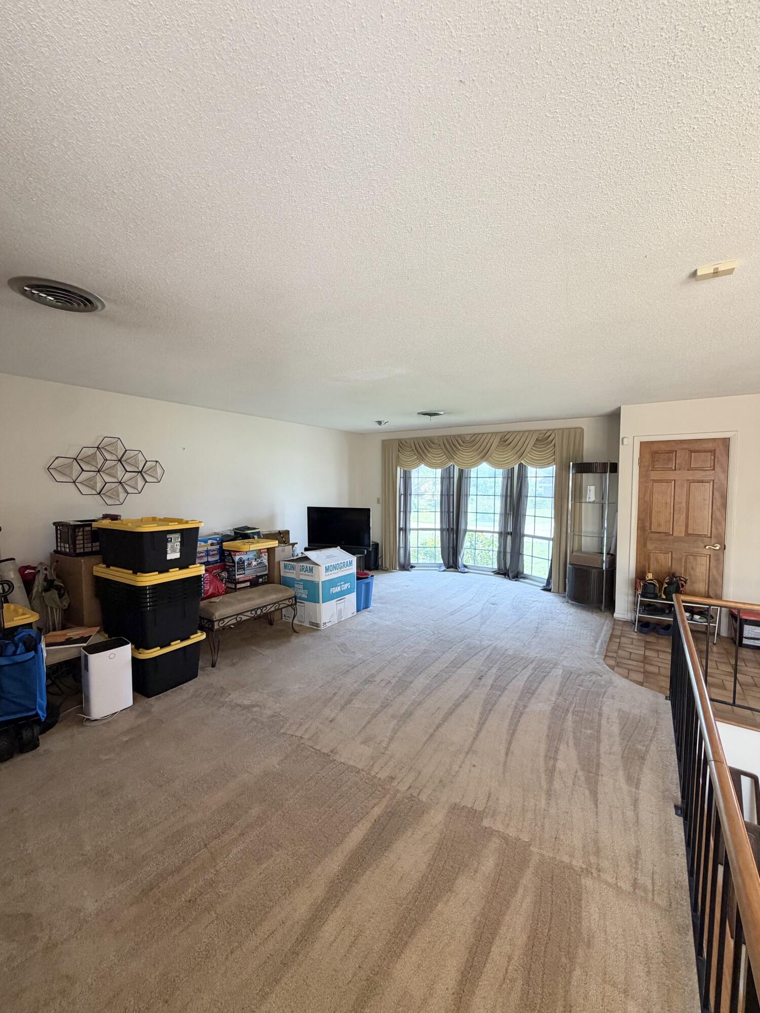 909 Ne 3rd Street Property Photo 8