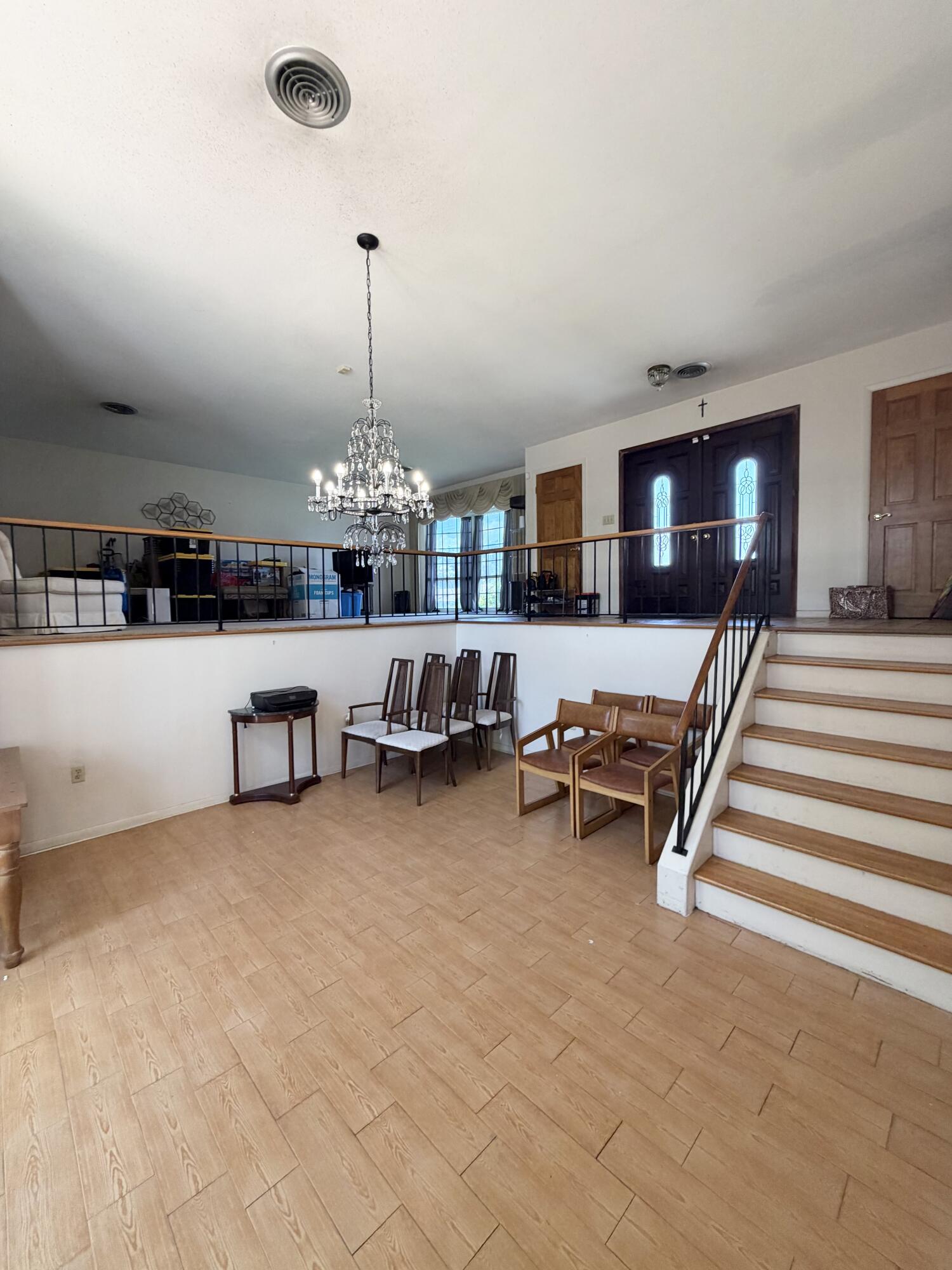909 Ne 3rd Street Property Photo 11