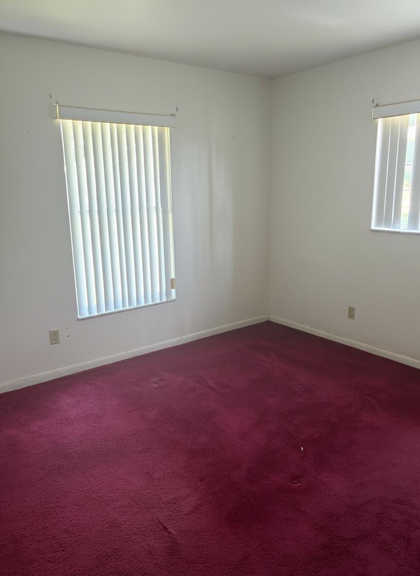 307 Seminole Court Property Photo 12