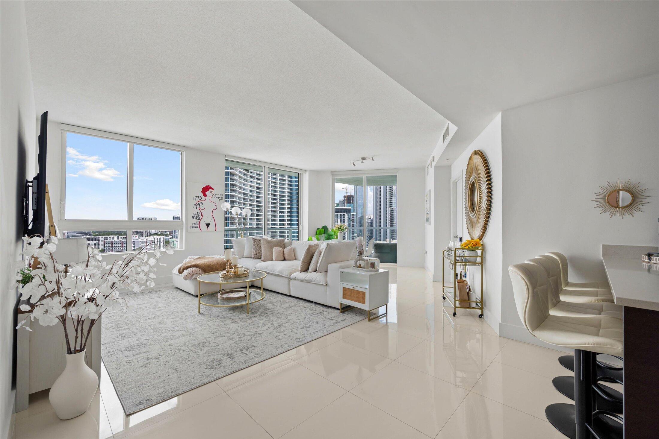 1900 N Bayshore Drive 2312 Property Photo 3
