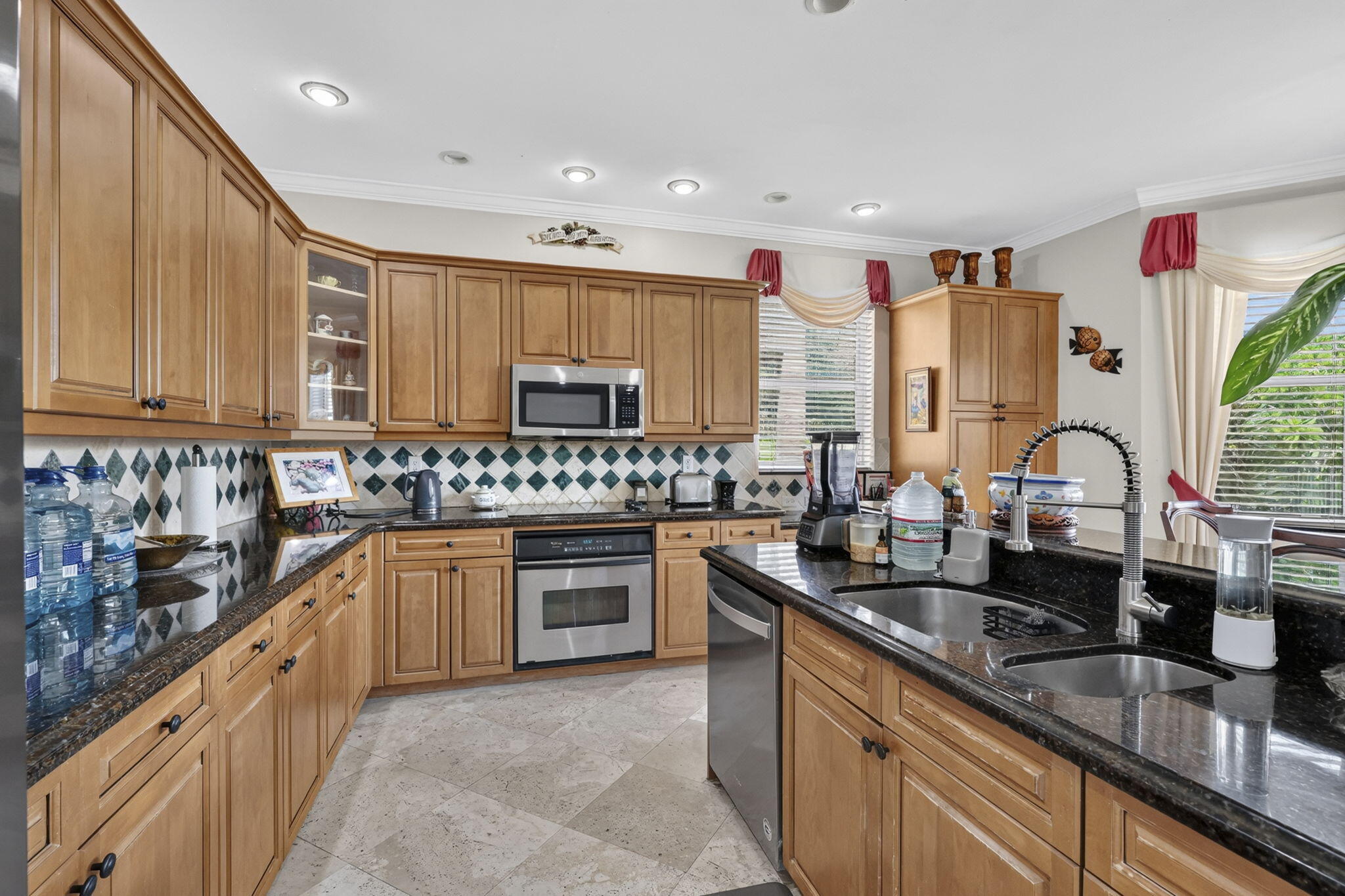 1158 Oakwater Drive Property Photo 19