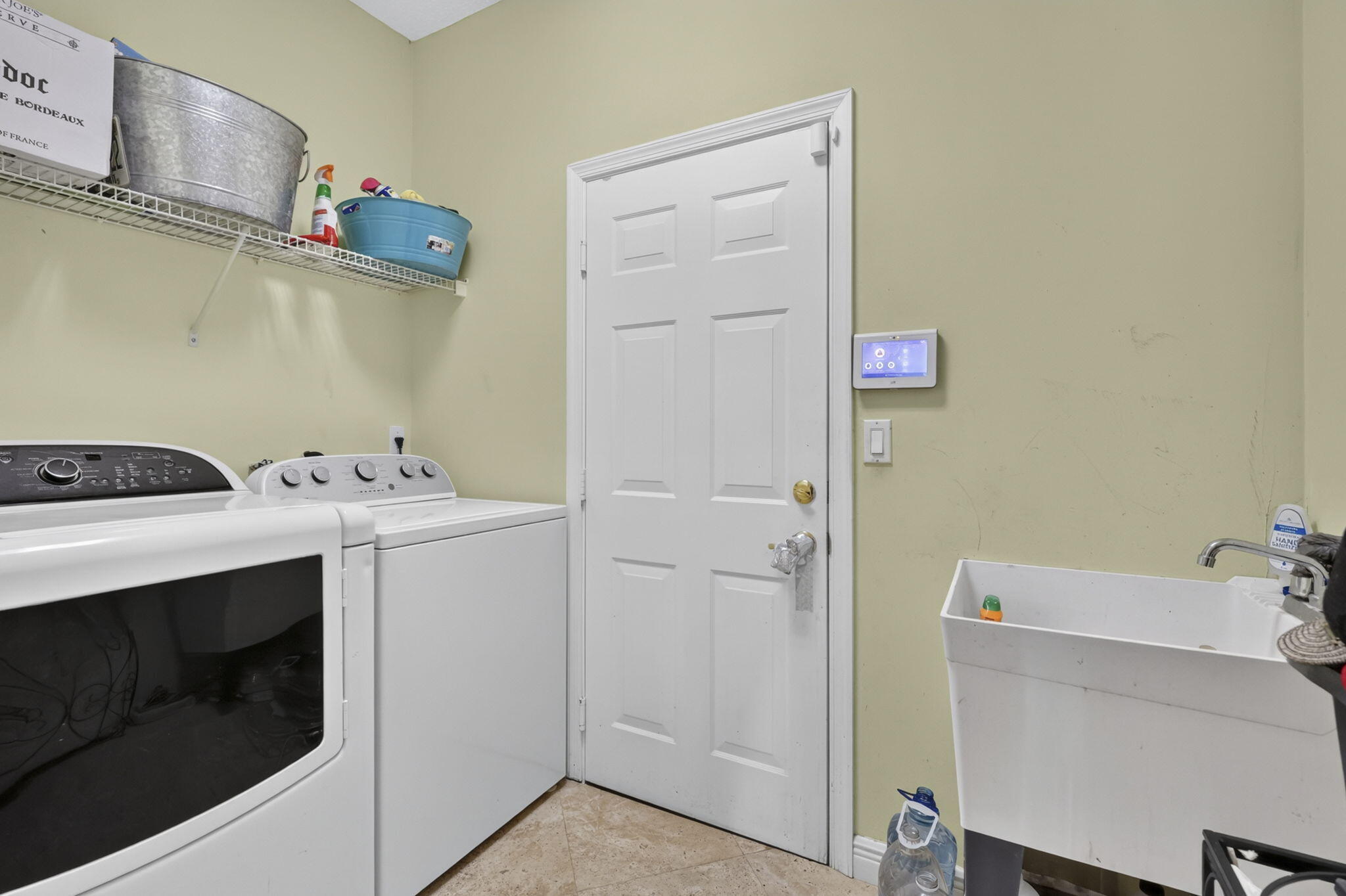 1158 Oakwater Drive Property Photo 25