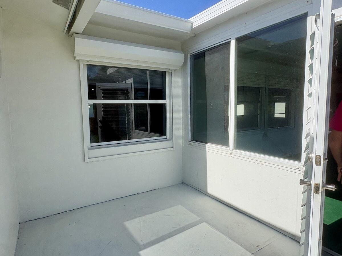 1590 Sw 14th Avenue Property Photo 30