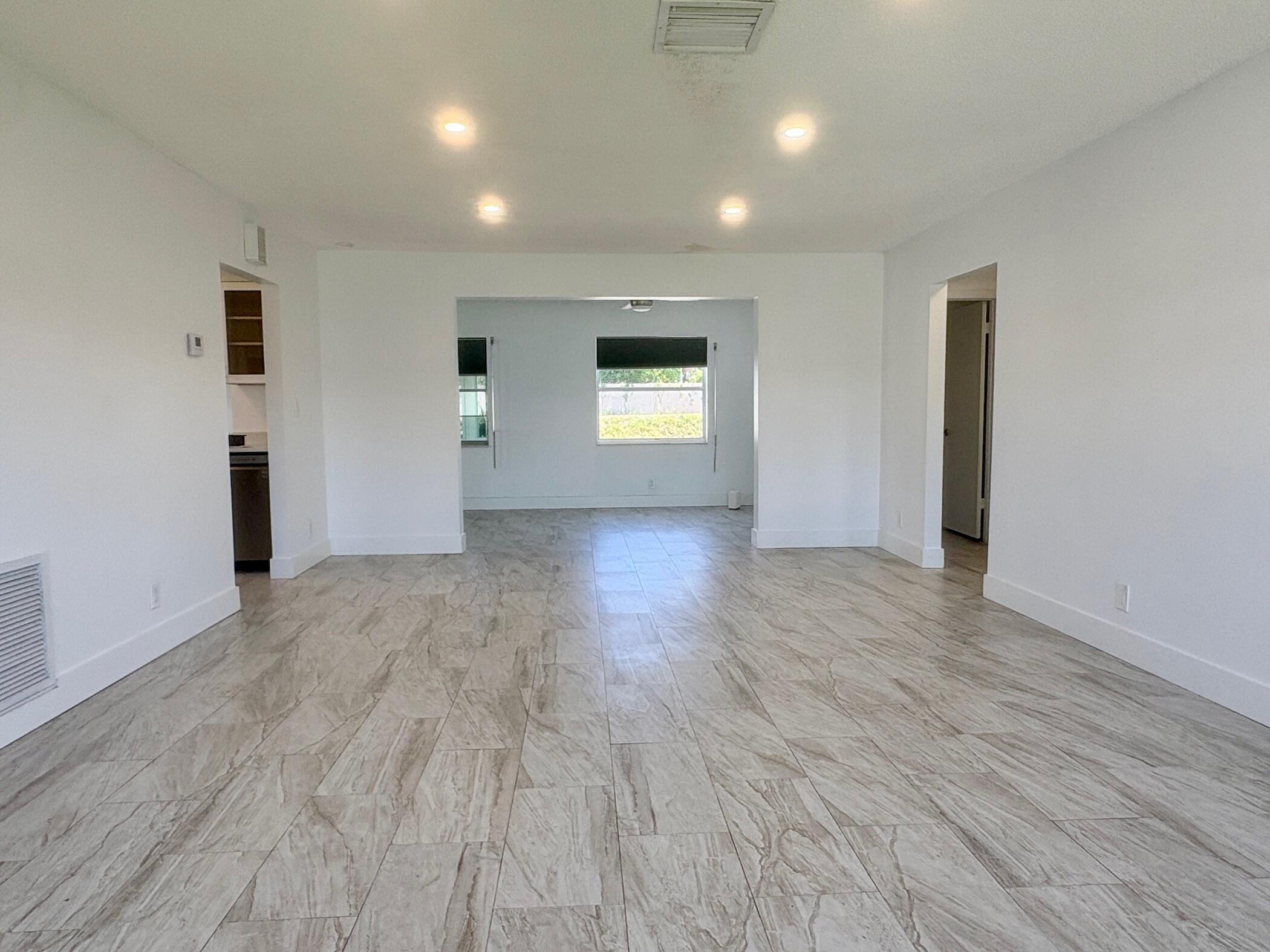 1590 Sw 14th Avenue Property Photo 40