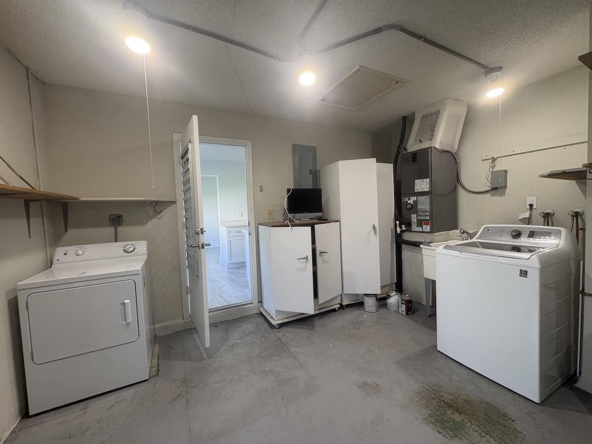 1590 Sw 14th Avenue Property Photo 45