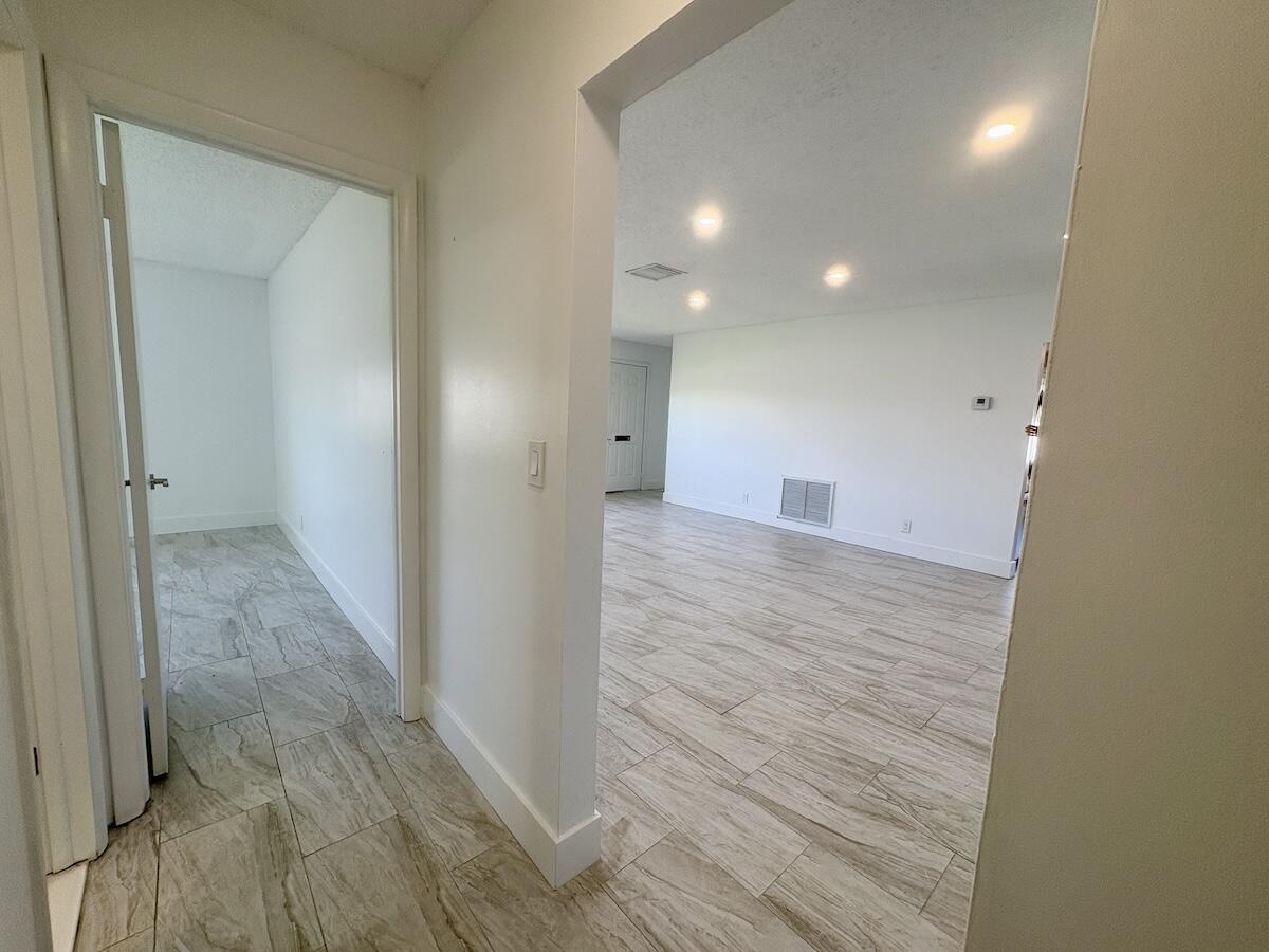 1590 Sw 14th Avenue Property Photo 47