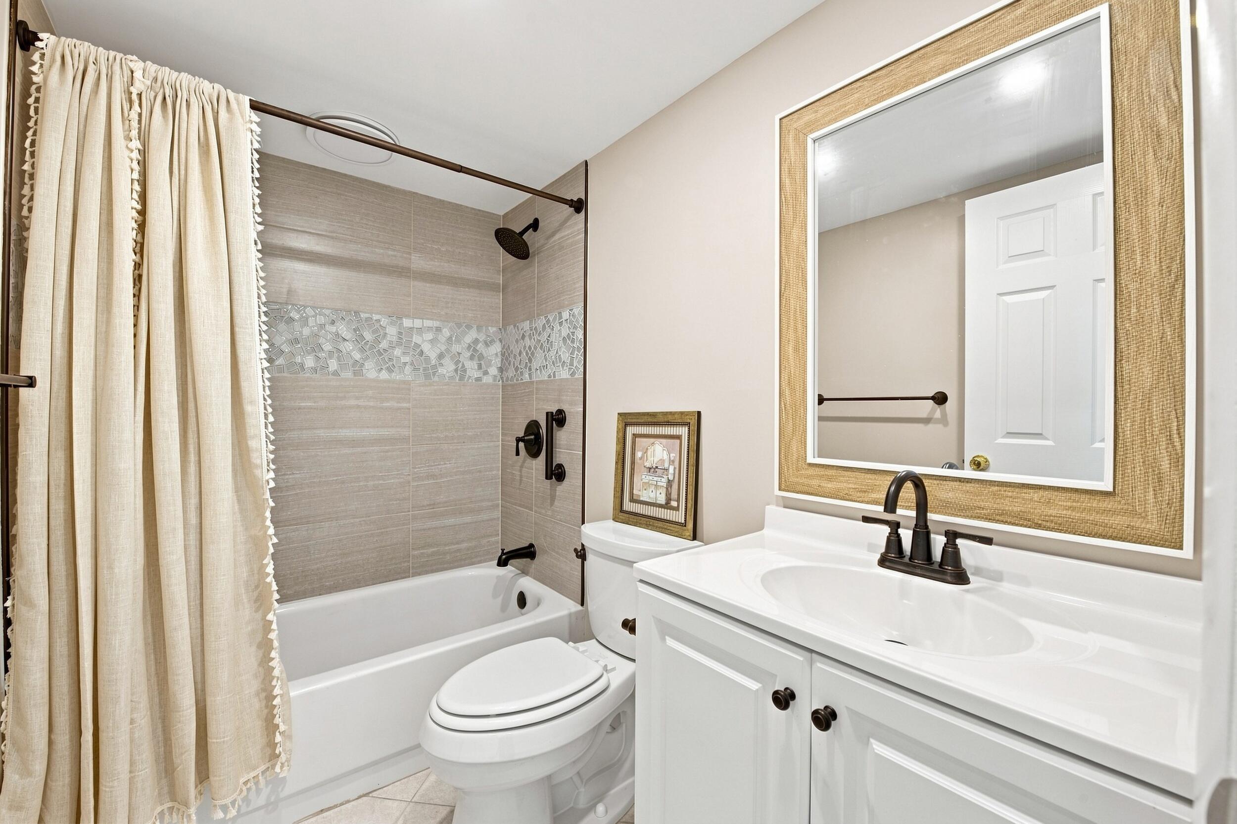 3 Flanders A Property Photo 18