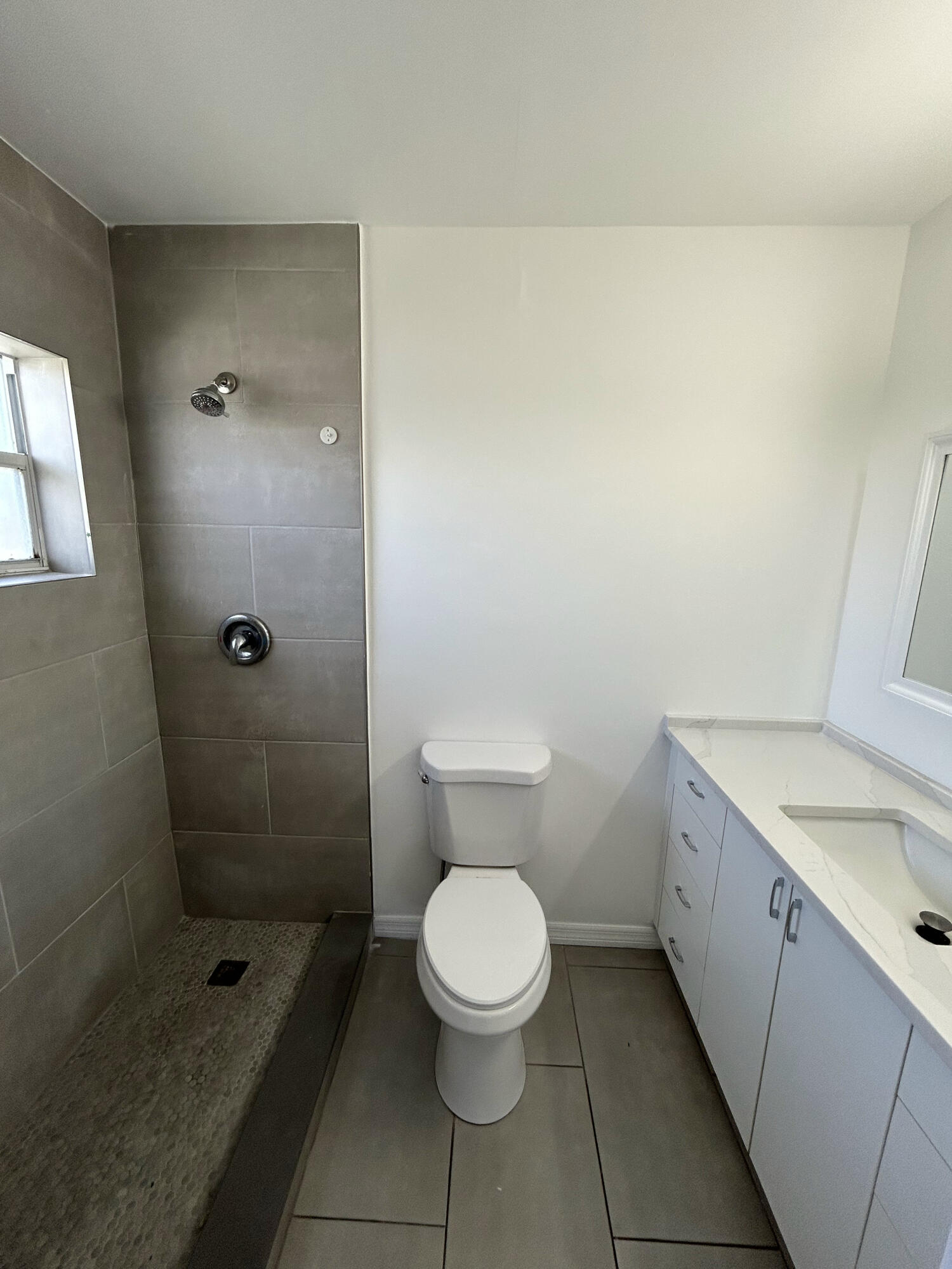 749 Se 15th Street 7 Property Photo 9