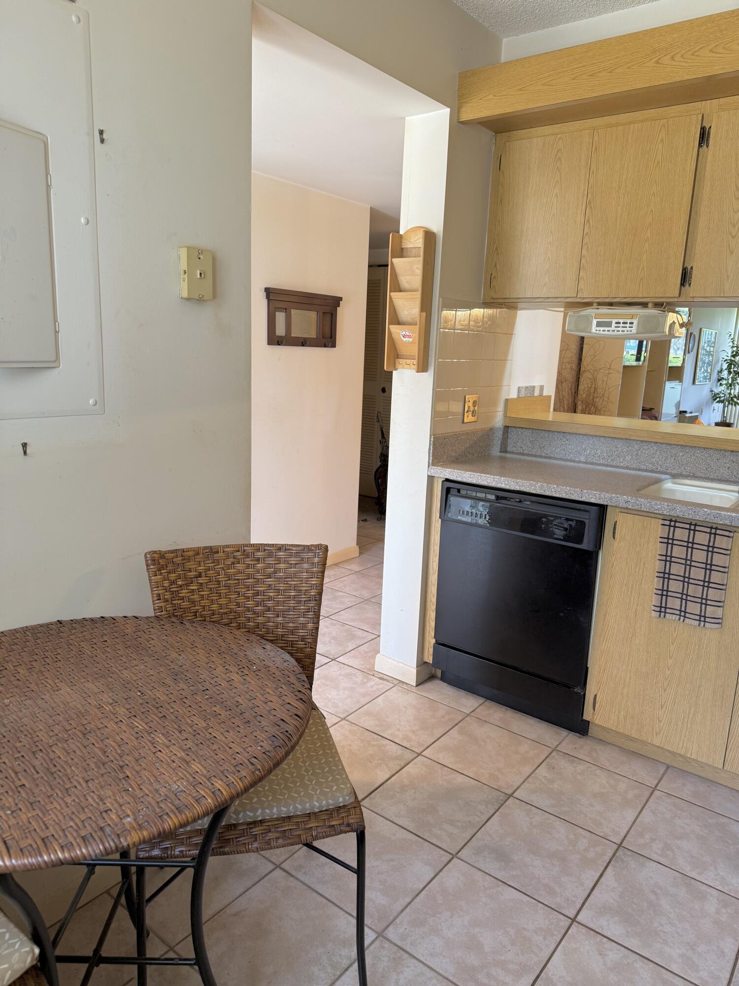 6193 Balboa Circle 103 Property Photo 7