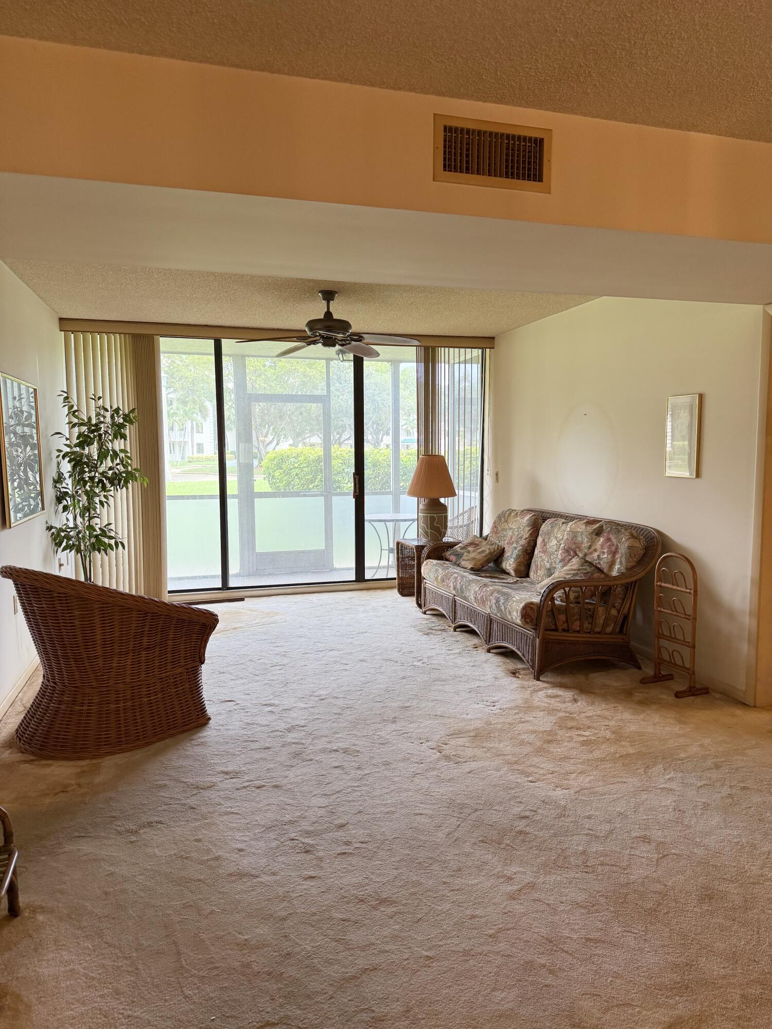 6193 Balboa Circle 103 Property Photo 18