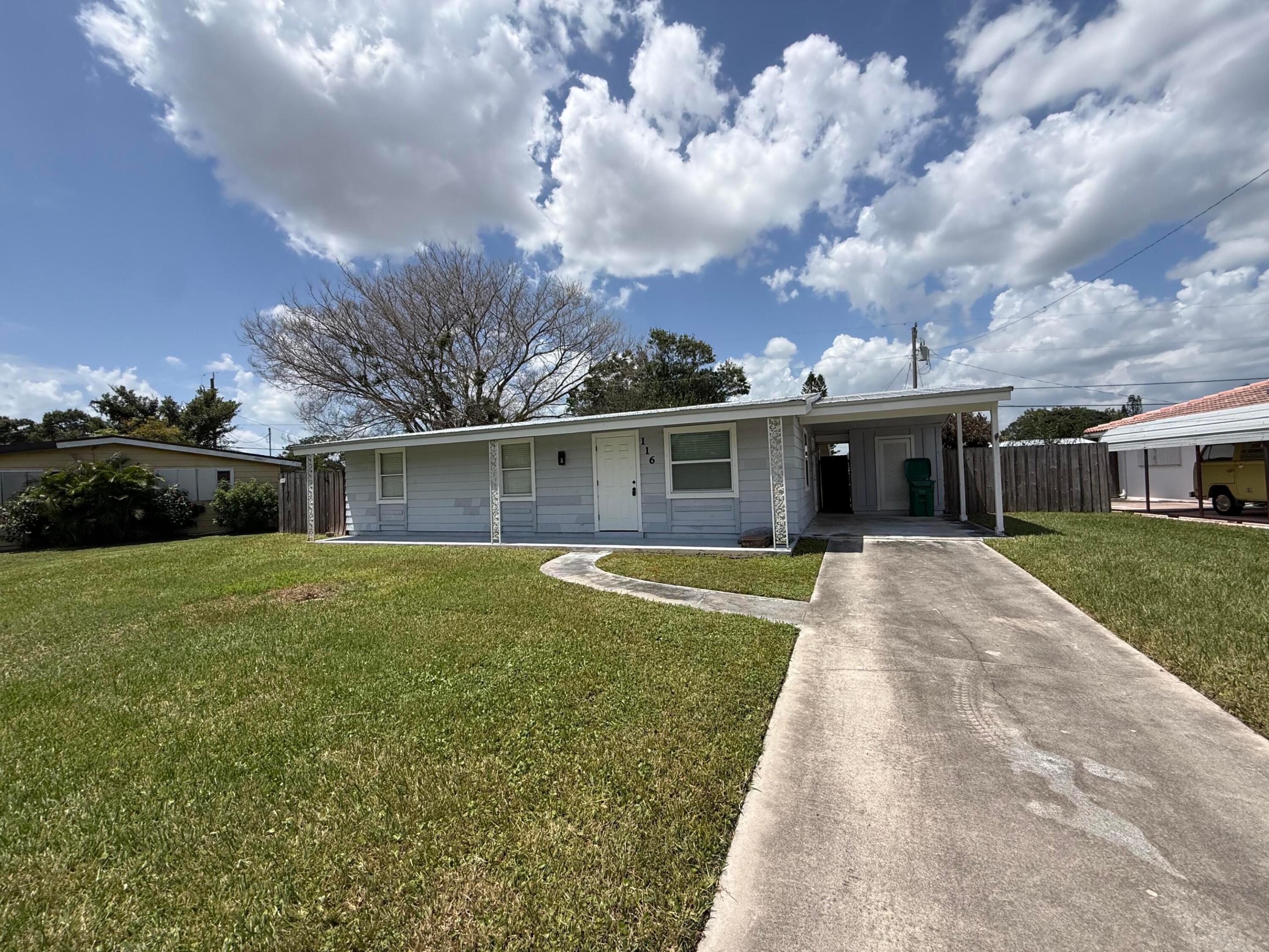 116 Se Camino Street Property Photo 1