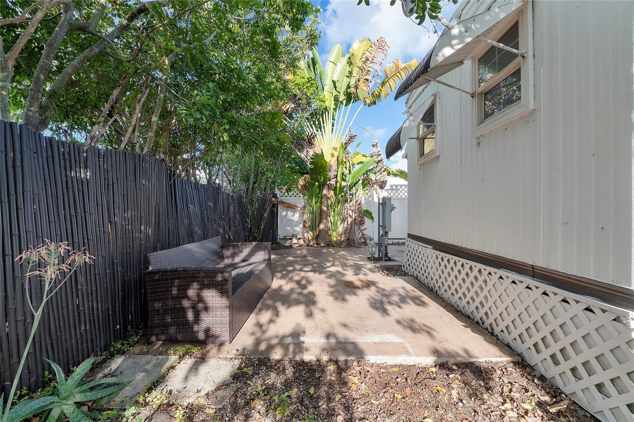 2710 E Marina Drive Property Photo 14
