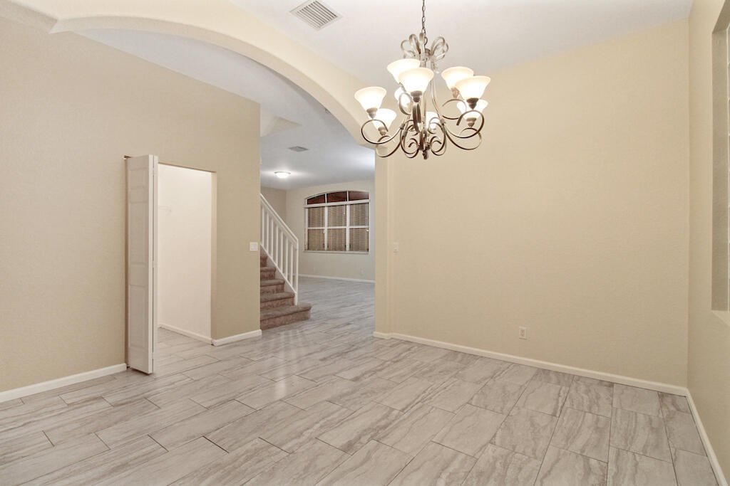 6688 Lurais Drive Property Photo 6