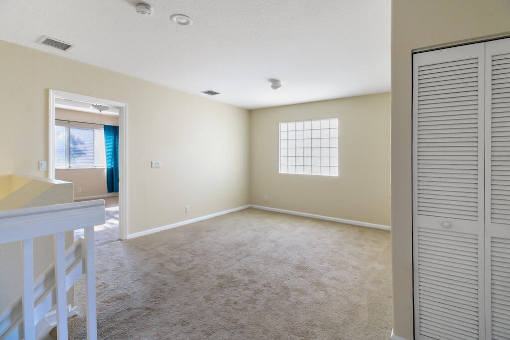 6688 Lurais Drive Property Photo 13