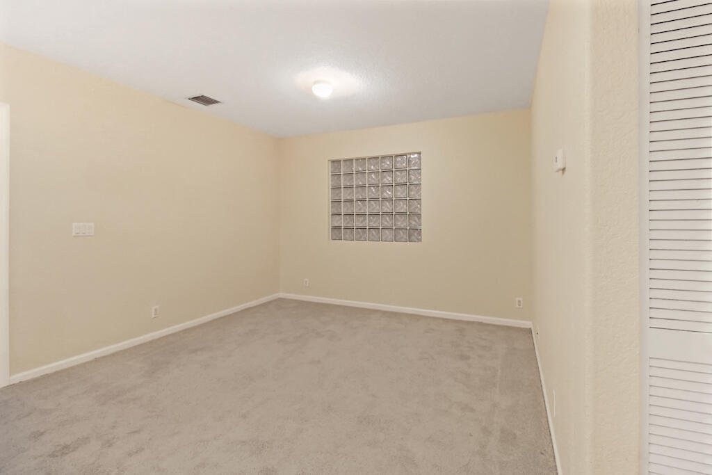 6688 Lurais Drive Property Photo 14