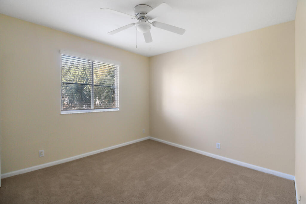 6688 Lurais Drive Property Photo 20