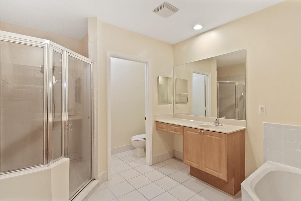 6688 Lurais Drive Property Photo 25
