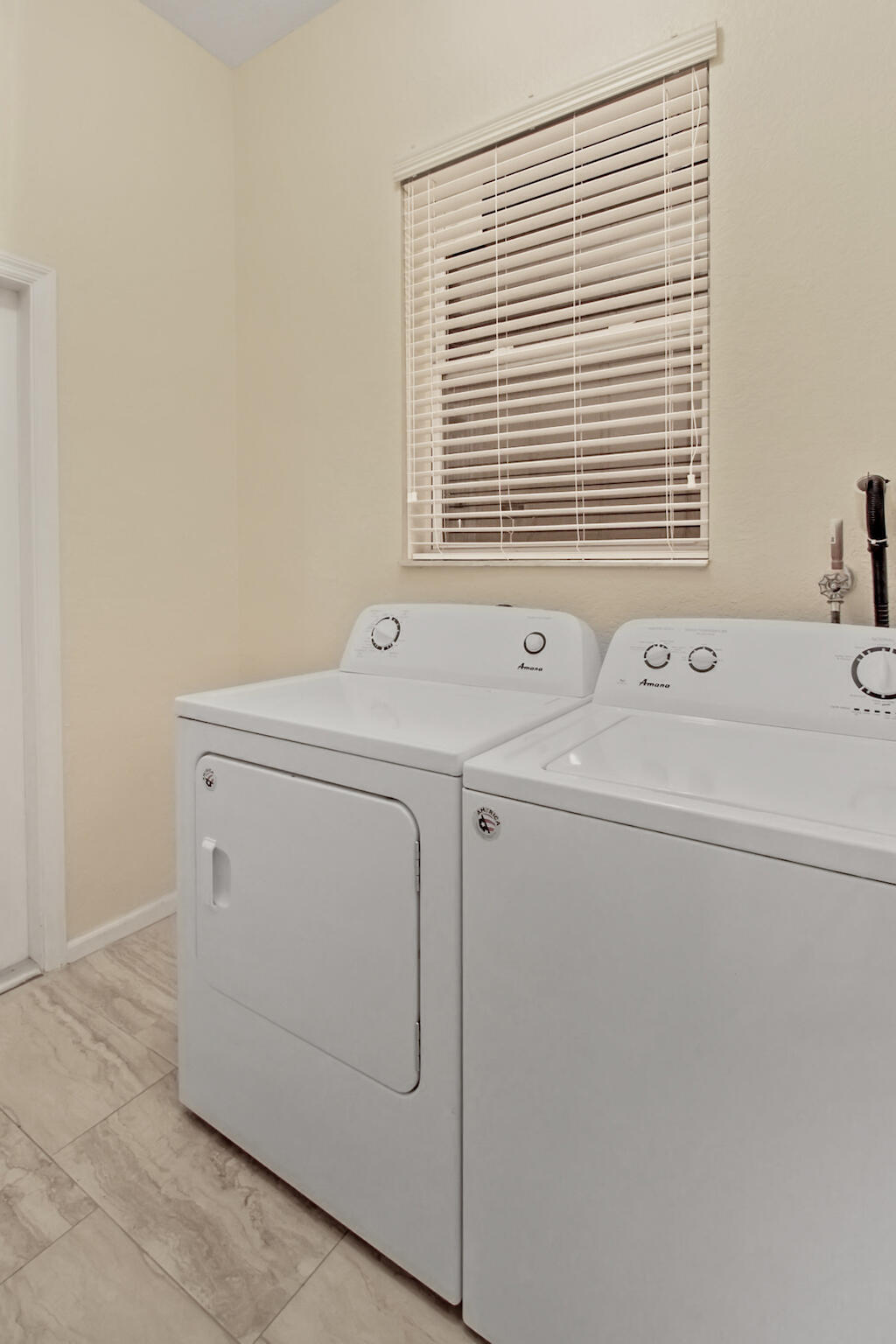 6688 Lurais Drive Property Photo 32